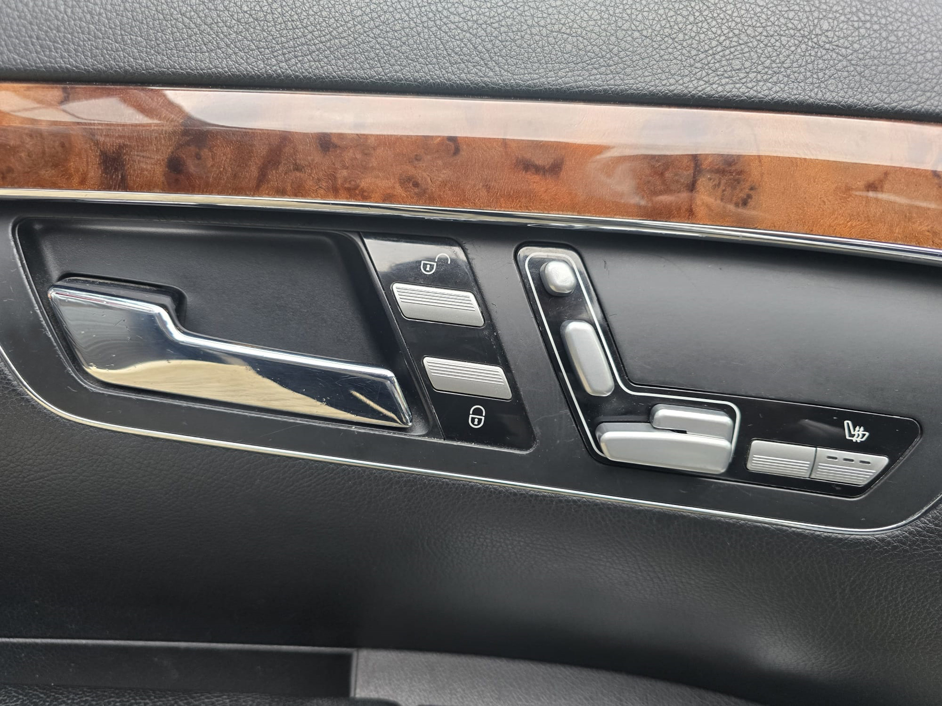 Foto van Mercedes-Benz S 350