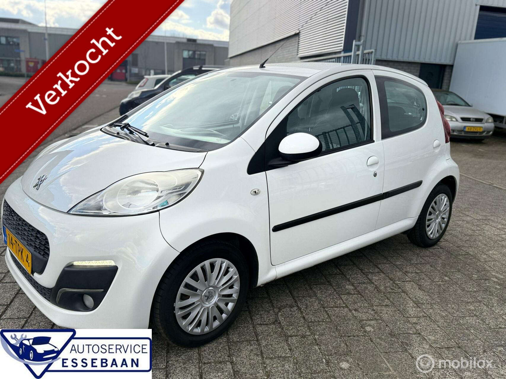 Peugeot 107 1.0-12V Sportium AIRCO 1ste EIGENAAR 2012 - voorkant
