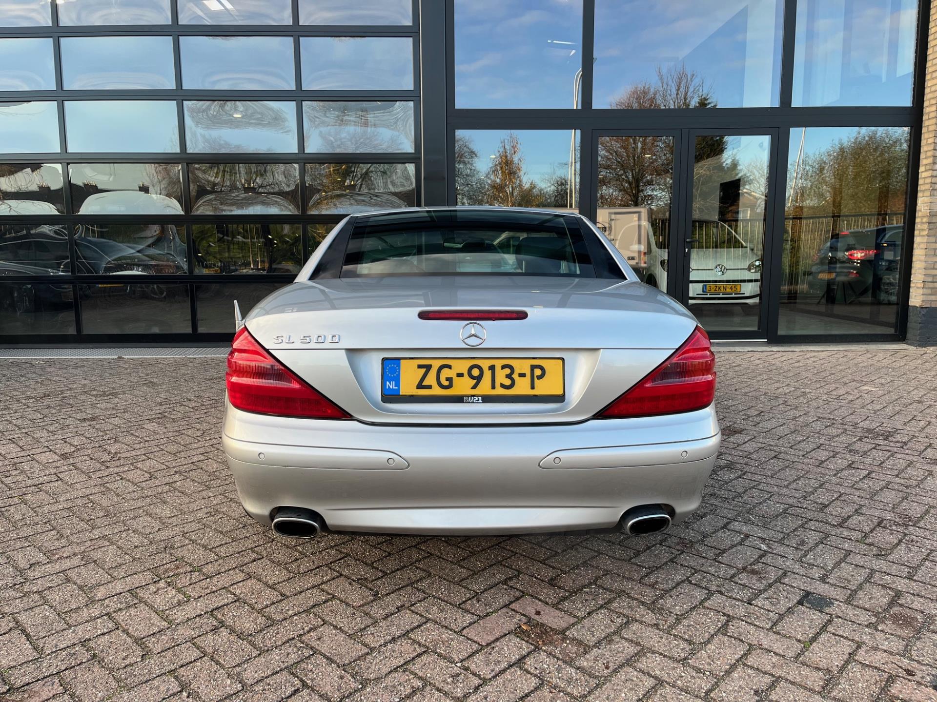 Foto van Mercedes-Benz SL 500