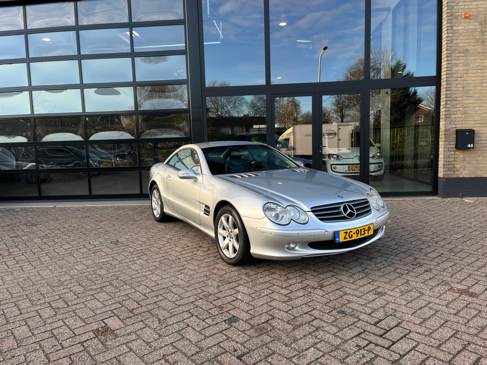Foto van Mercedes-Benz SL 500