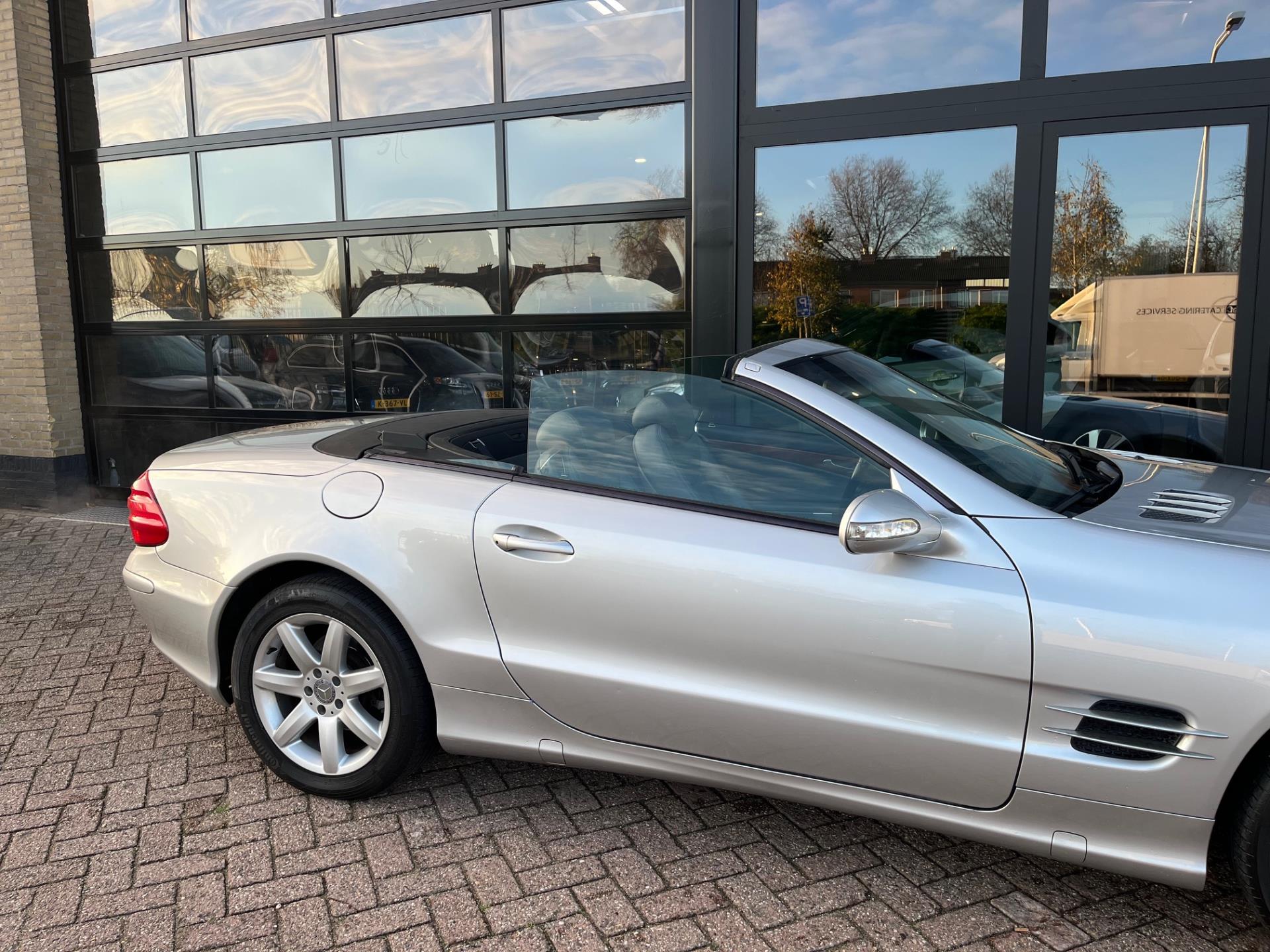 Foto van Mercedes-Benz SL 500