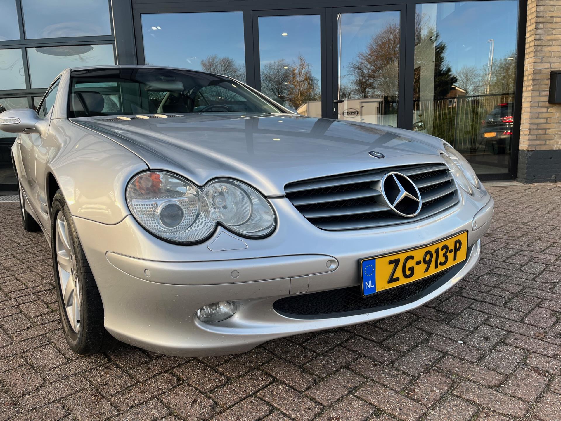 Foto van Mercedes-Benz SL 500