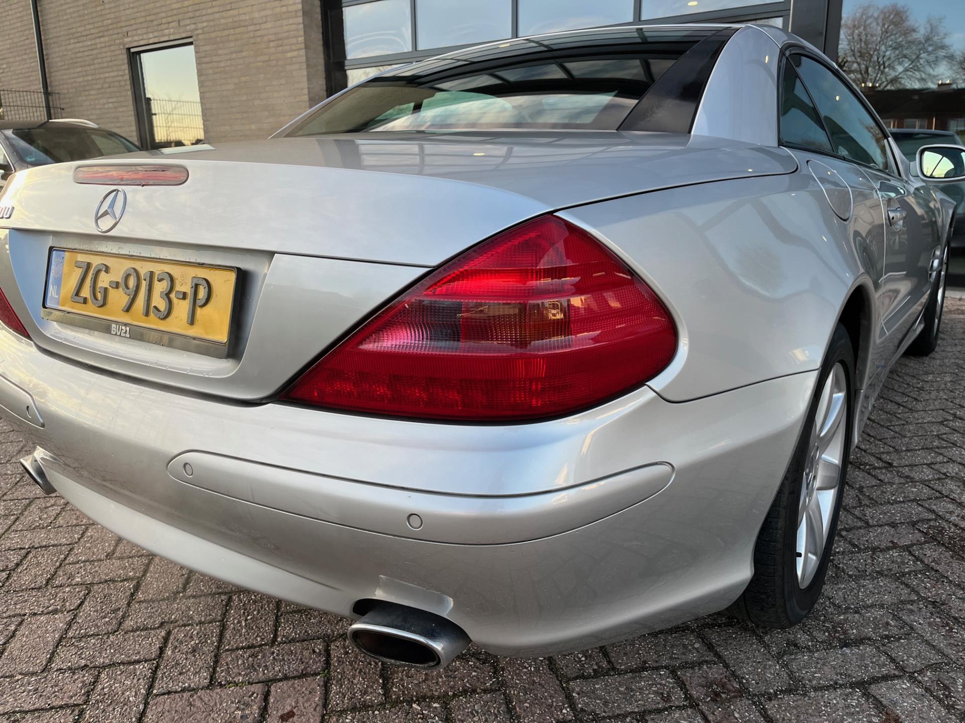 Foto van Mercedes-Benz SL 500