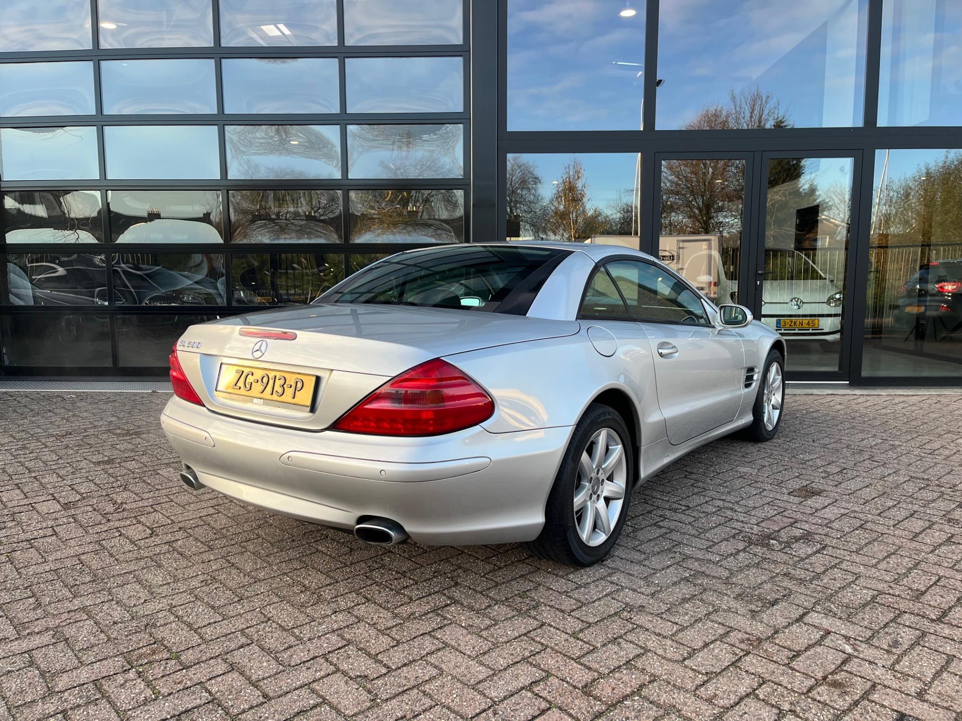 Foto van Mercedes-Benz SL 500