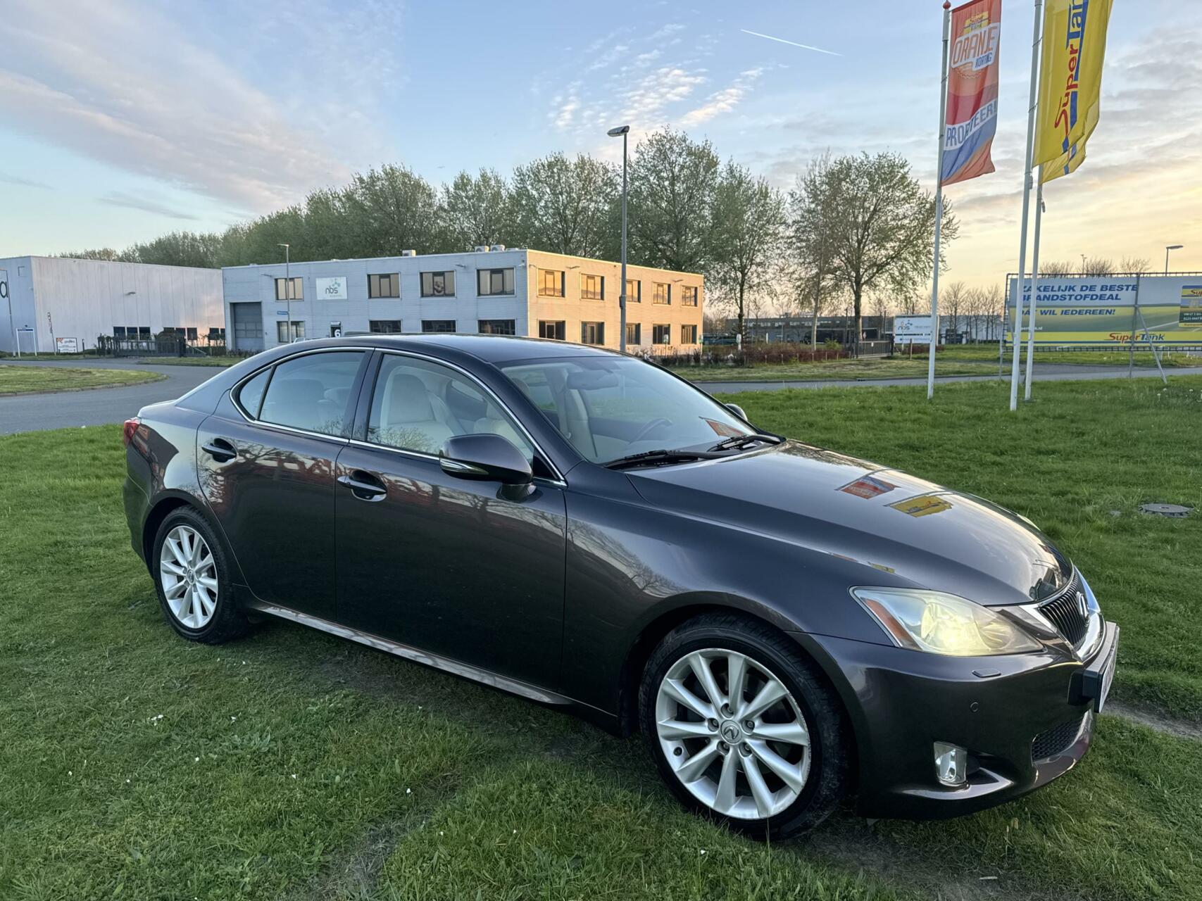 Foto van Lexus Is