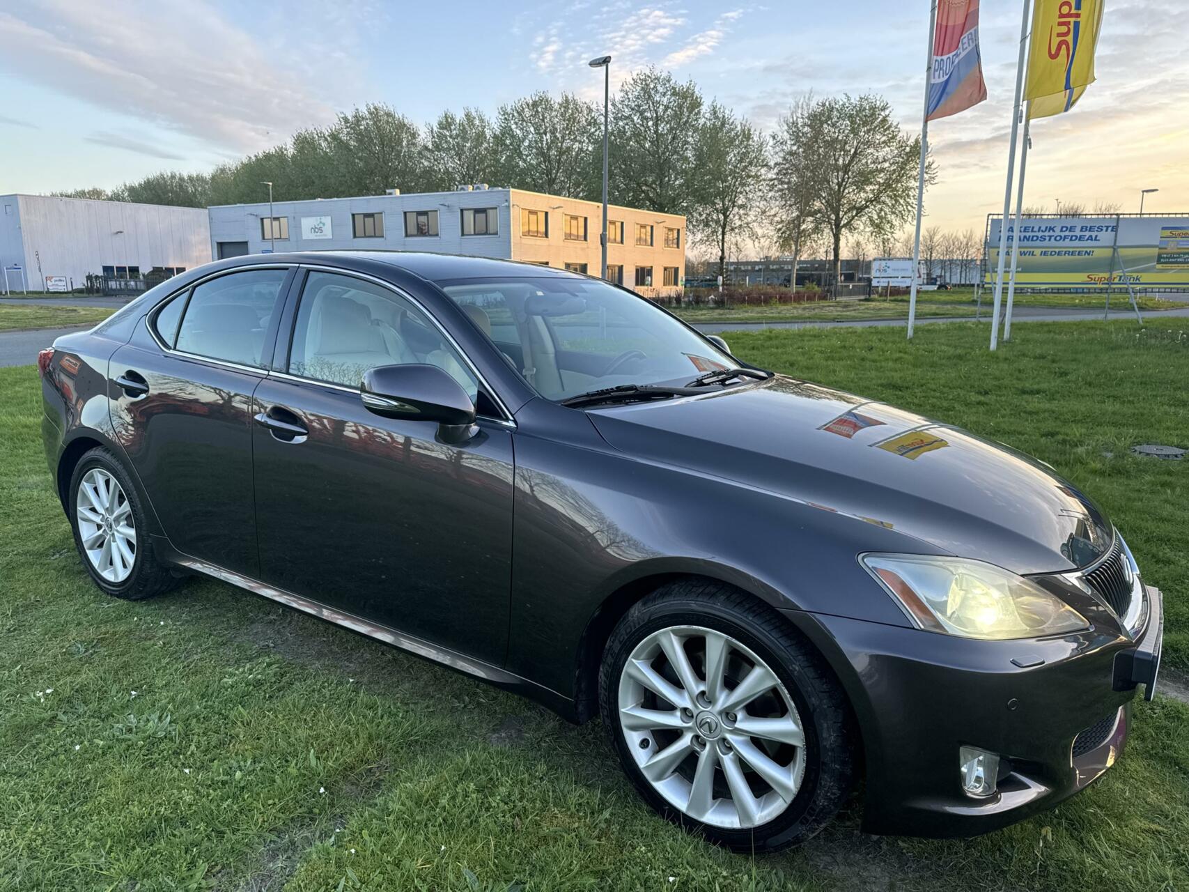 Foto van Lexus Is