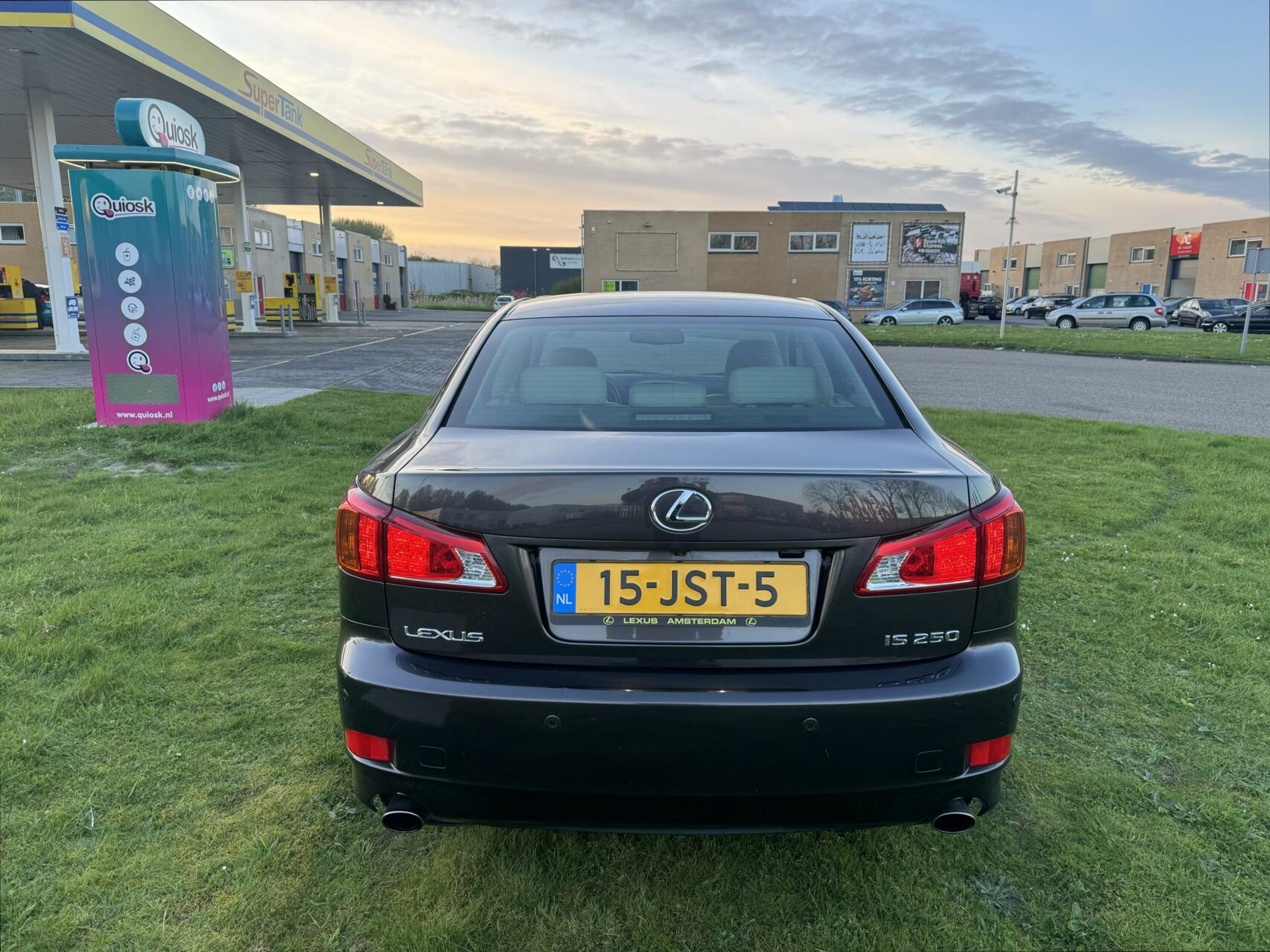 Foto van Lexus Is