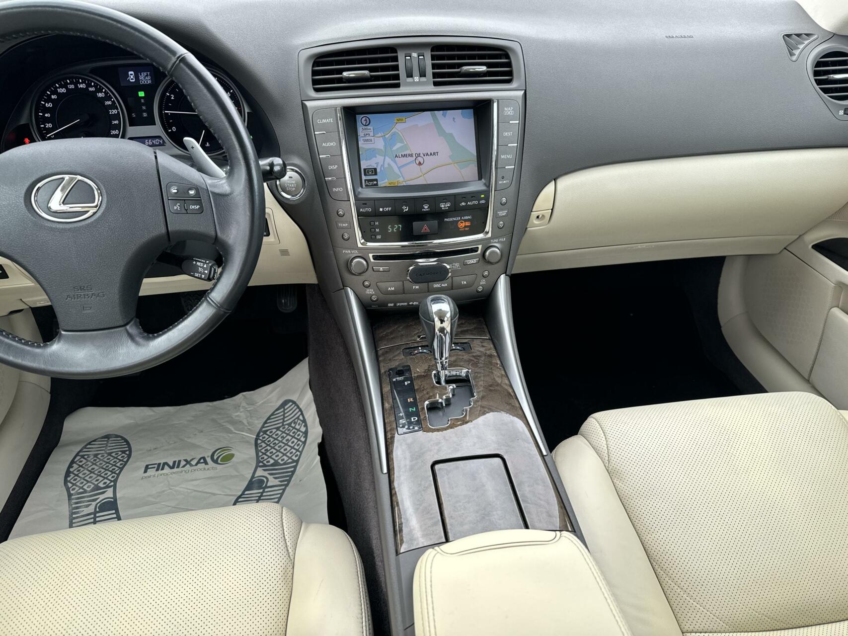 Foto van Lexus Is