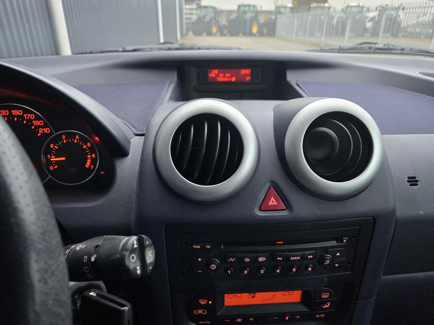 Foto van Peugeot 1007