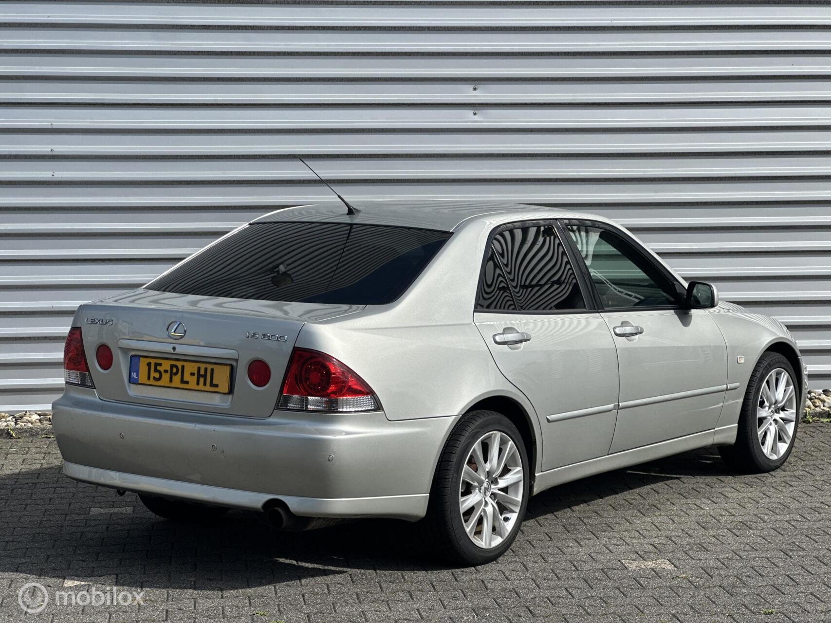 Foto van Lexus Lexus Is200