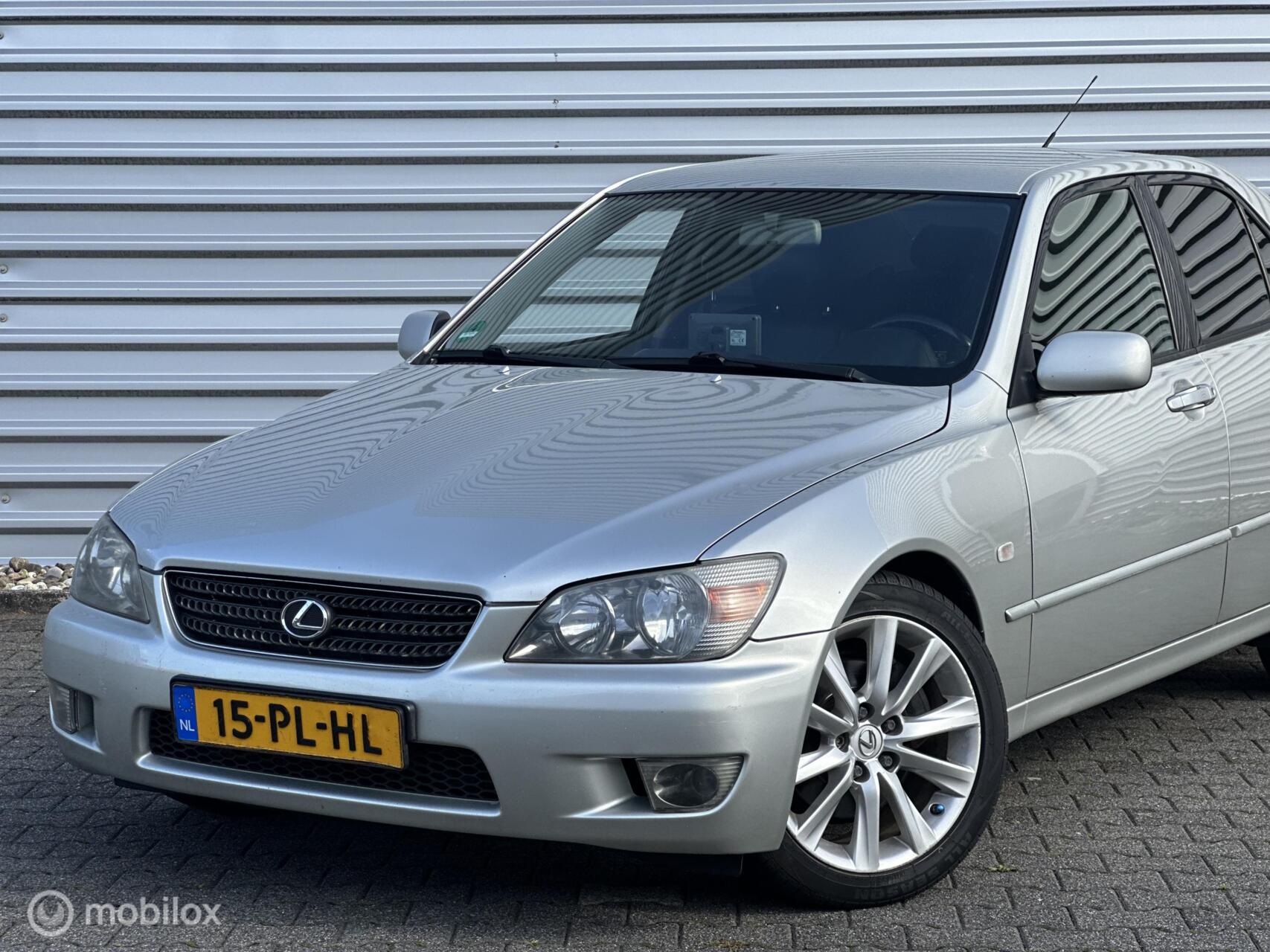 Foto van Lexus Lexus Is200