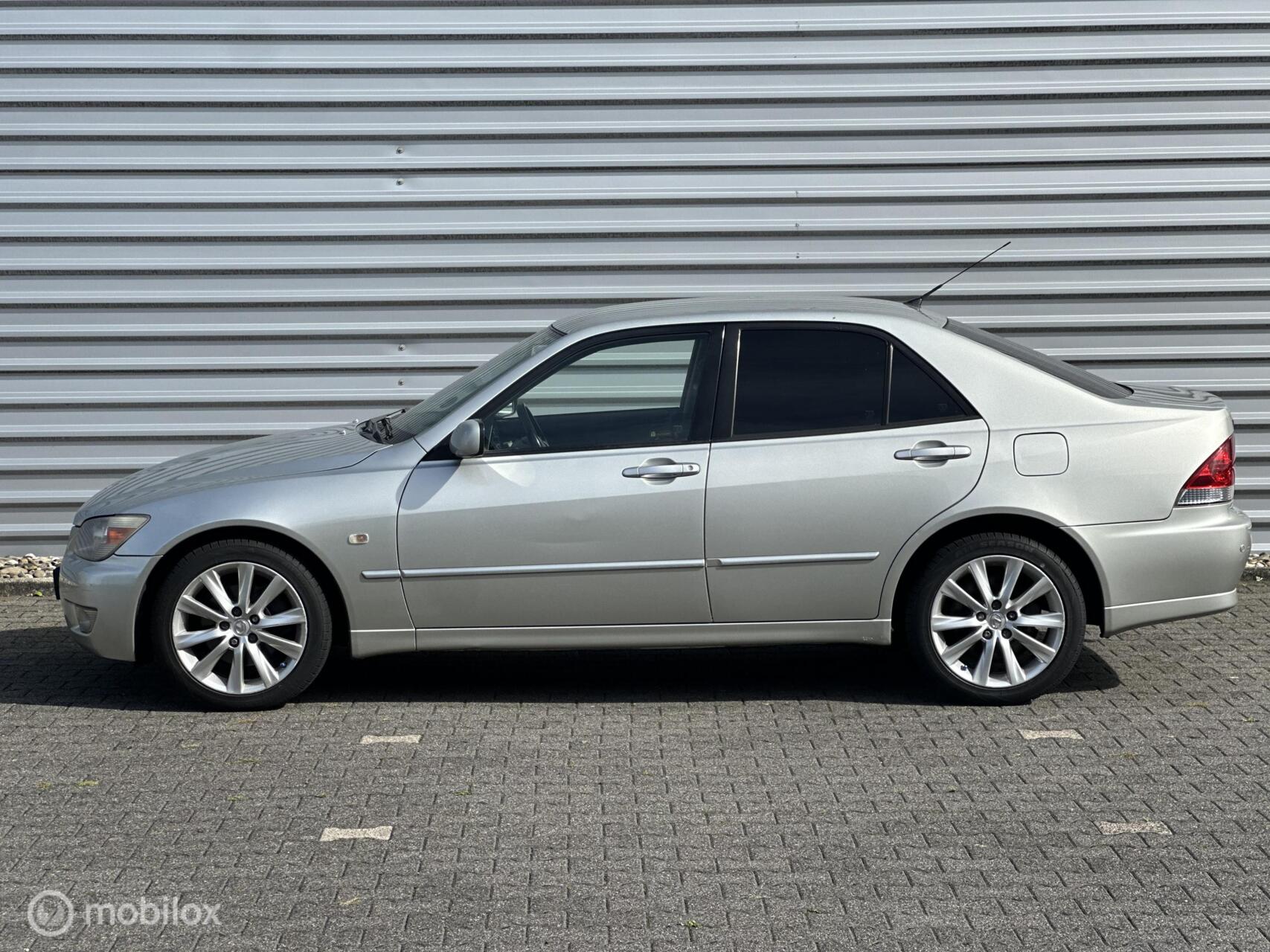 Foto van Lexus Lexus Is200