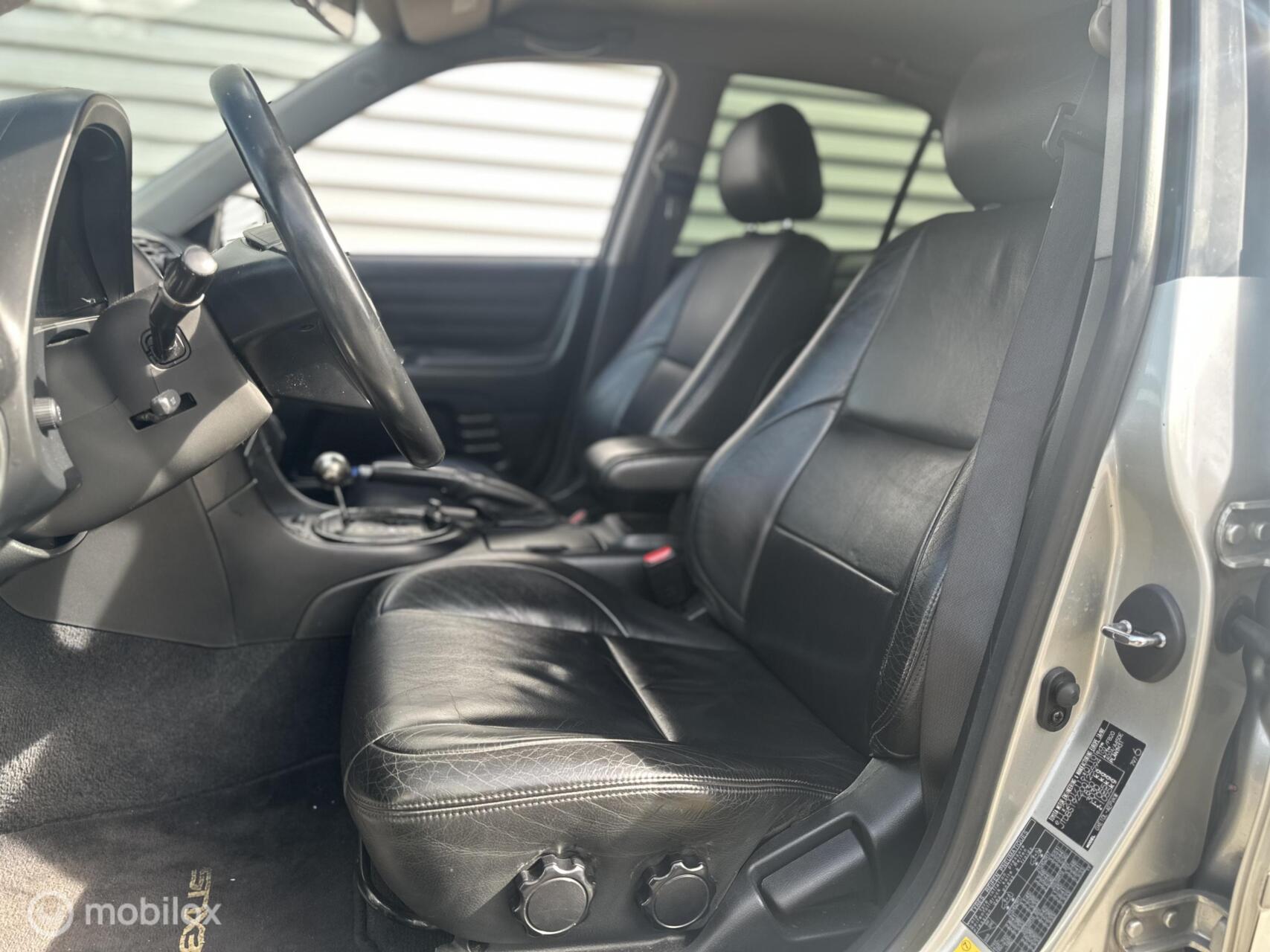 Foto van Lexus Lexus Is200