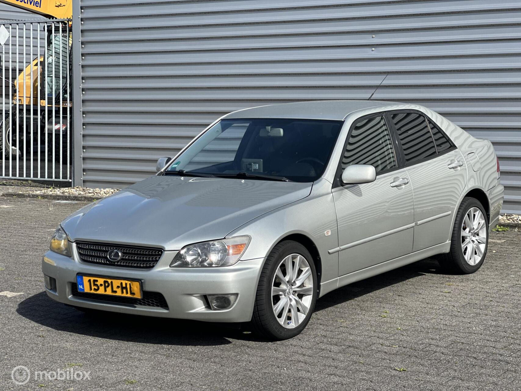 Foto van Lexus Lexus Is200
