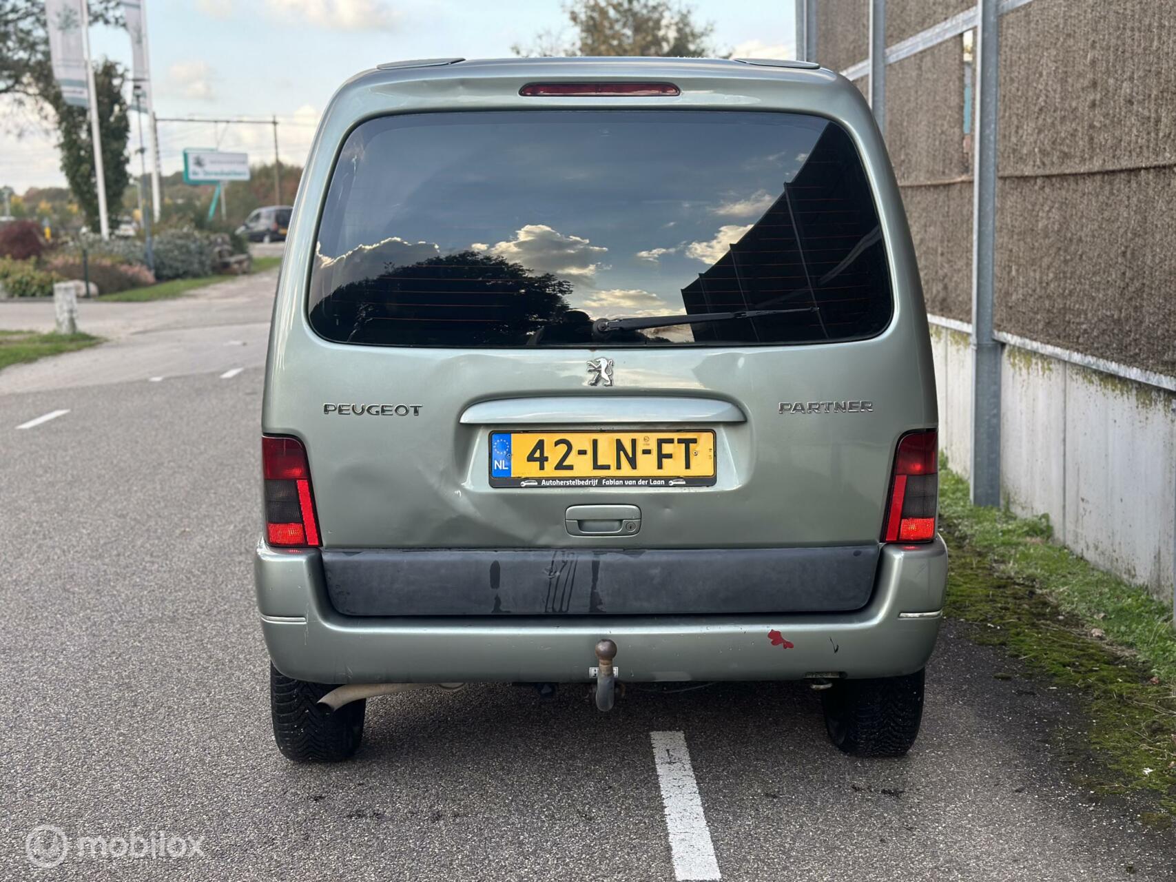 Foto van Peugeot Partner MPV