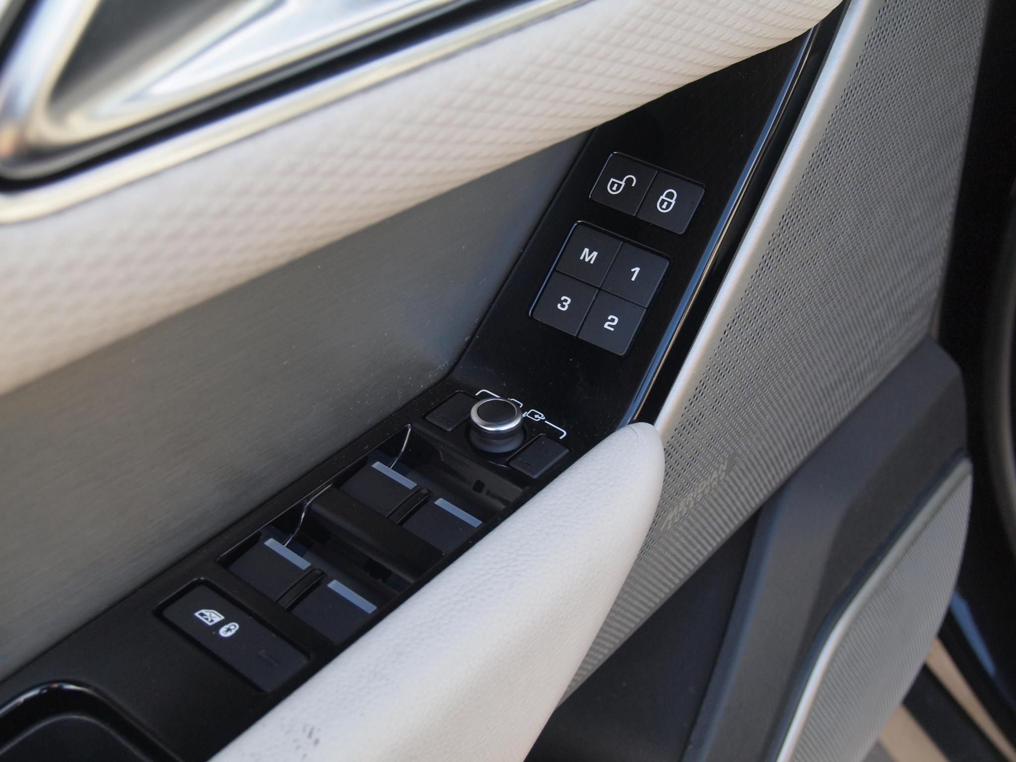 Foto van Land Rover Range Rover Velar