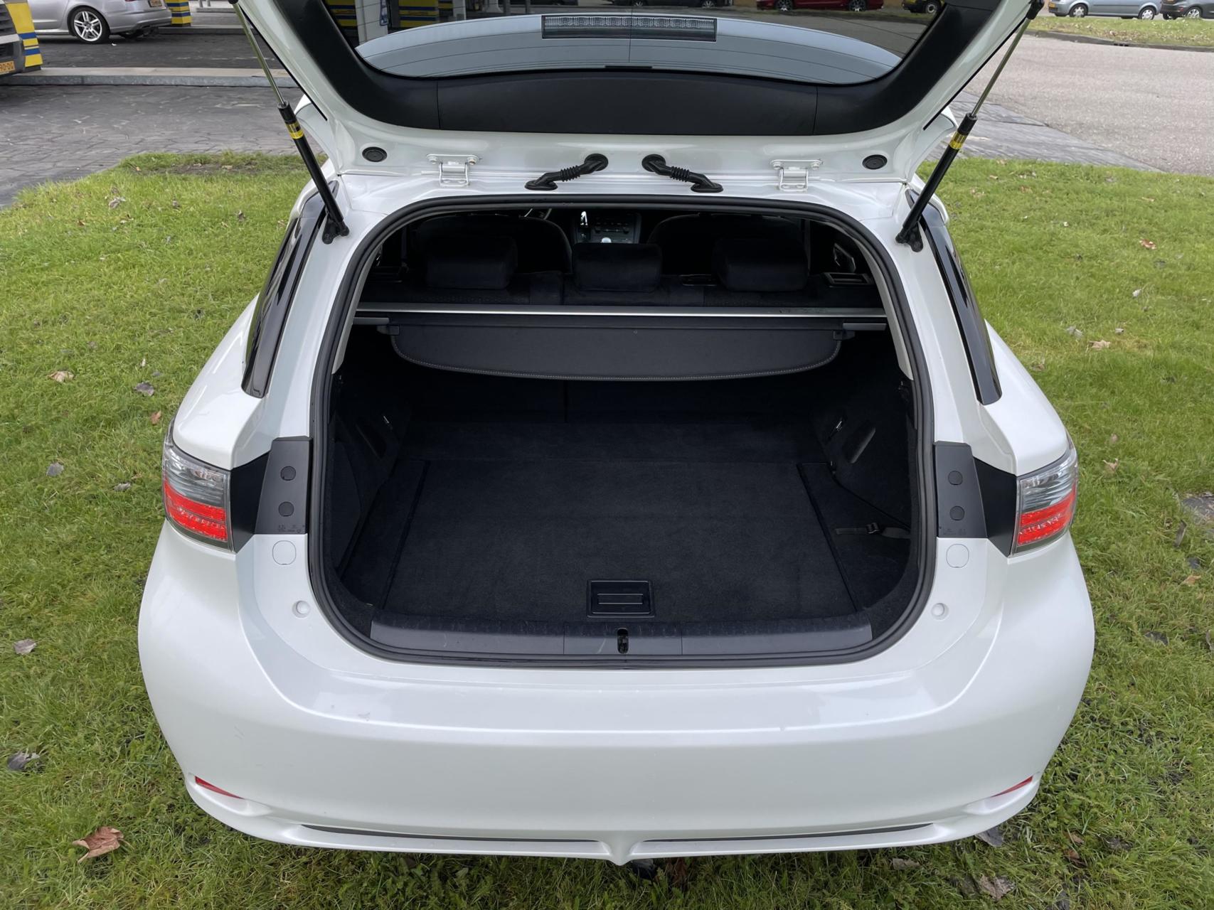 Foto van Lexus CT
