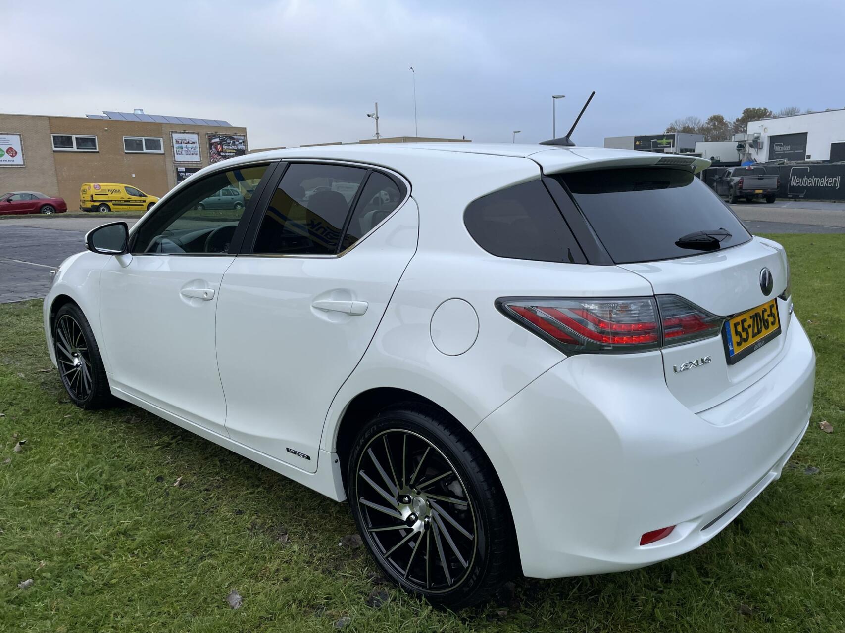 Foto van Lexus CT