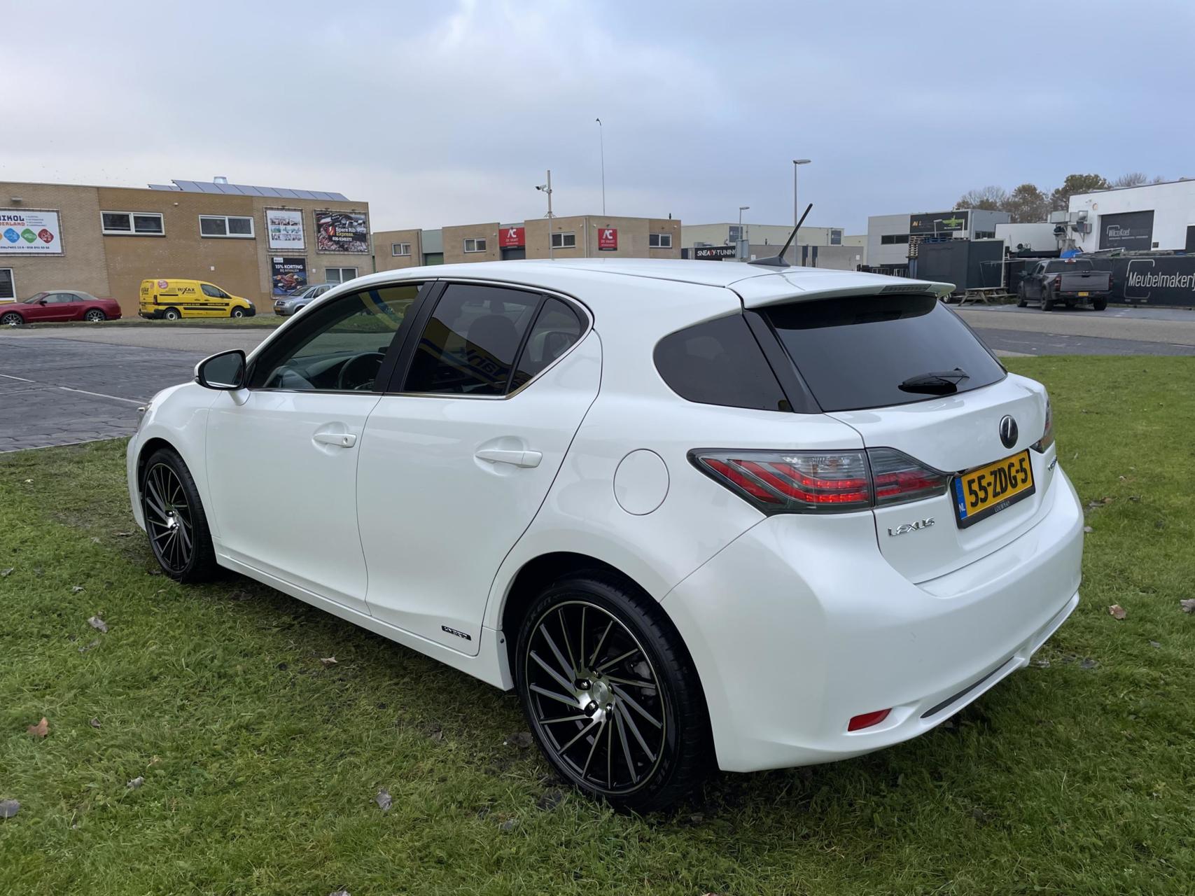 Foto van Lexus CT