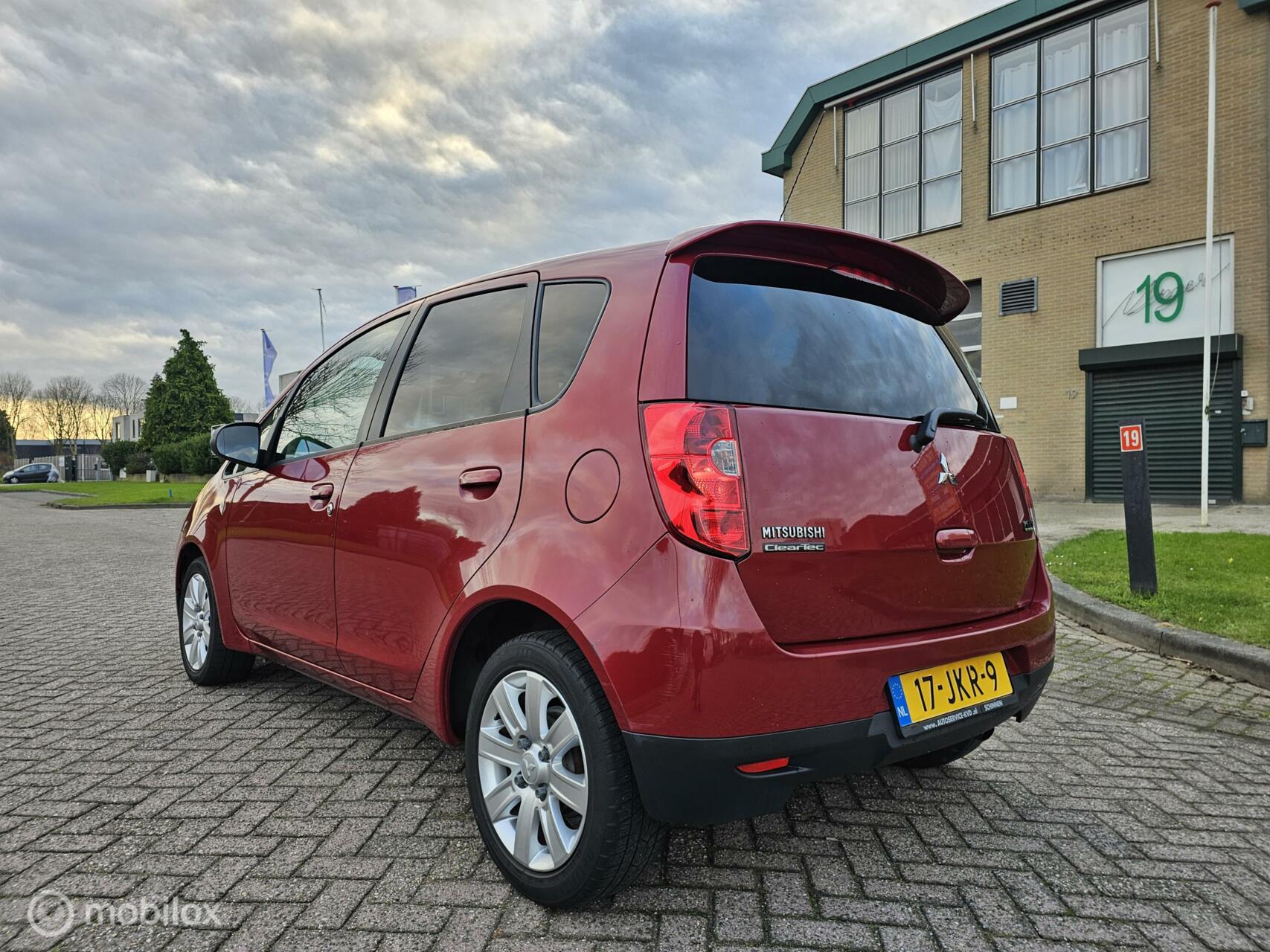 Foto van Mitsubishi Colt
