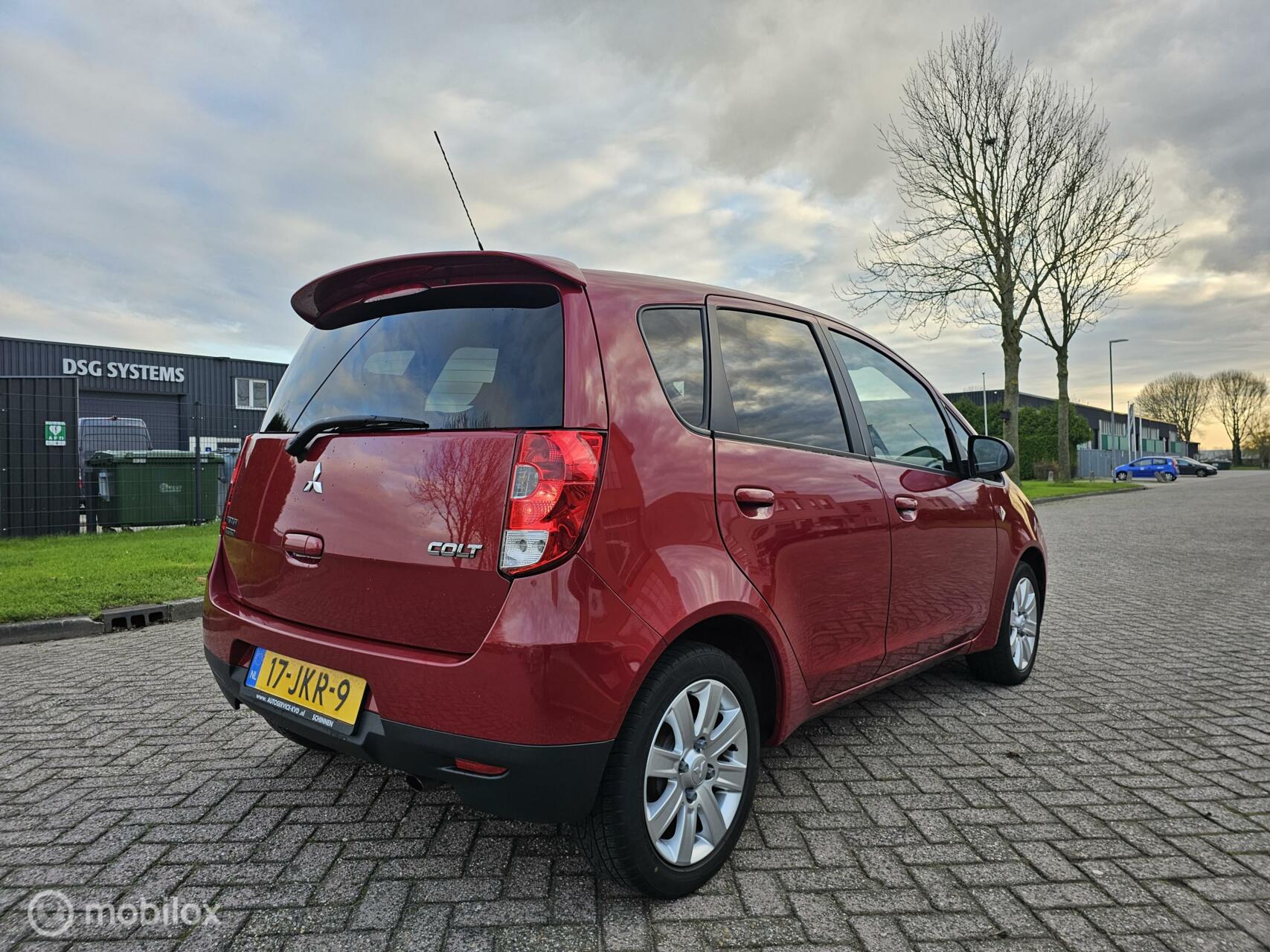 Foto van Mitsubishi Colt