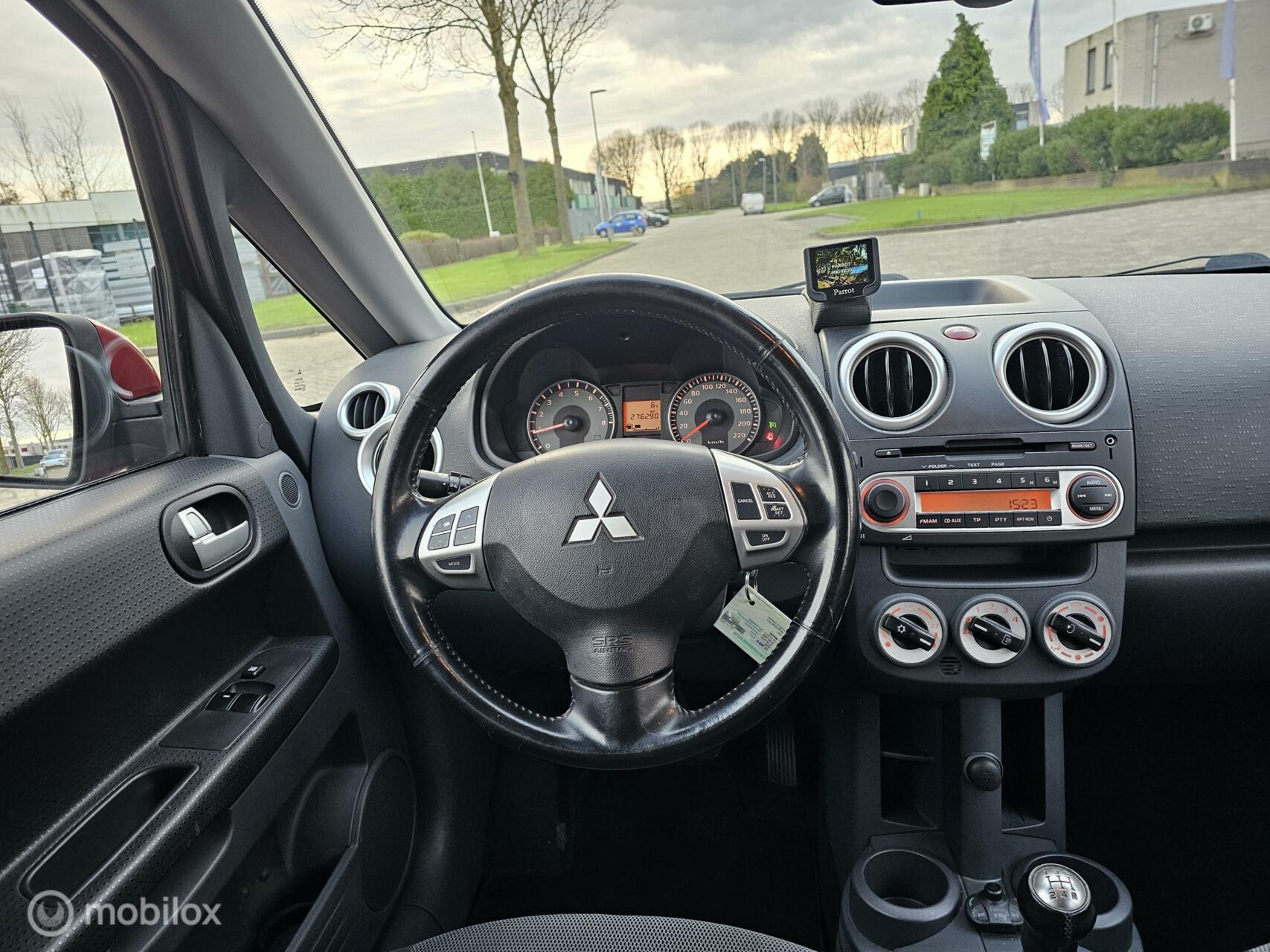 Foto van Mitsubishi Colt