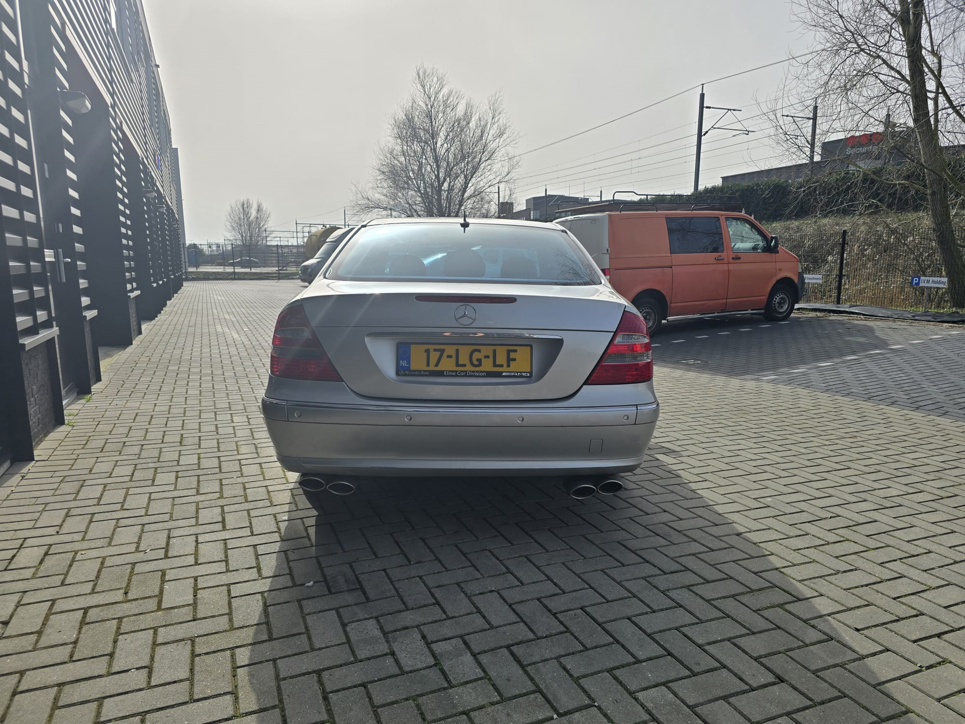 Foto van Mercedes-Benz E 240