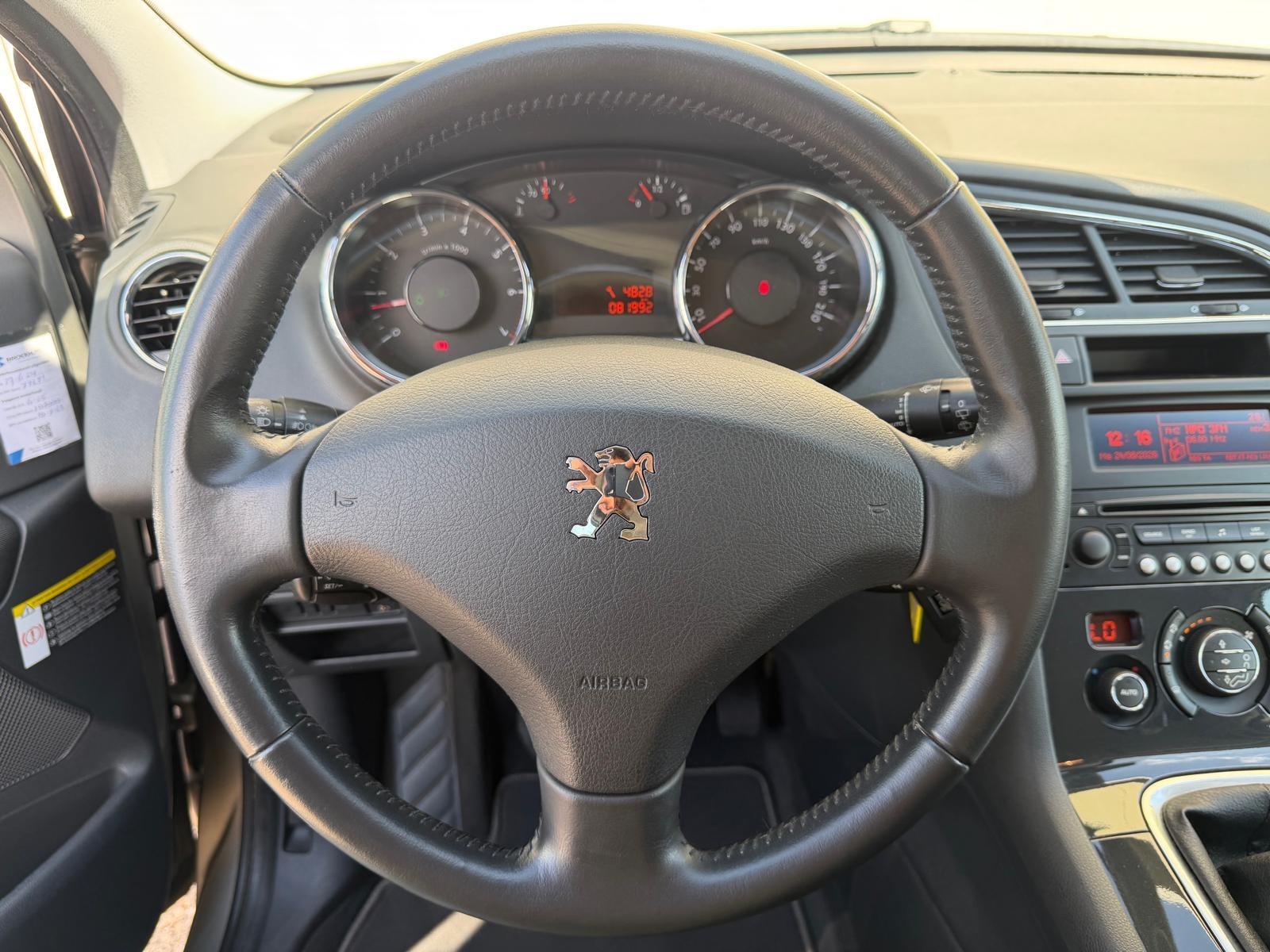 Foto van Peugeot 5008