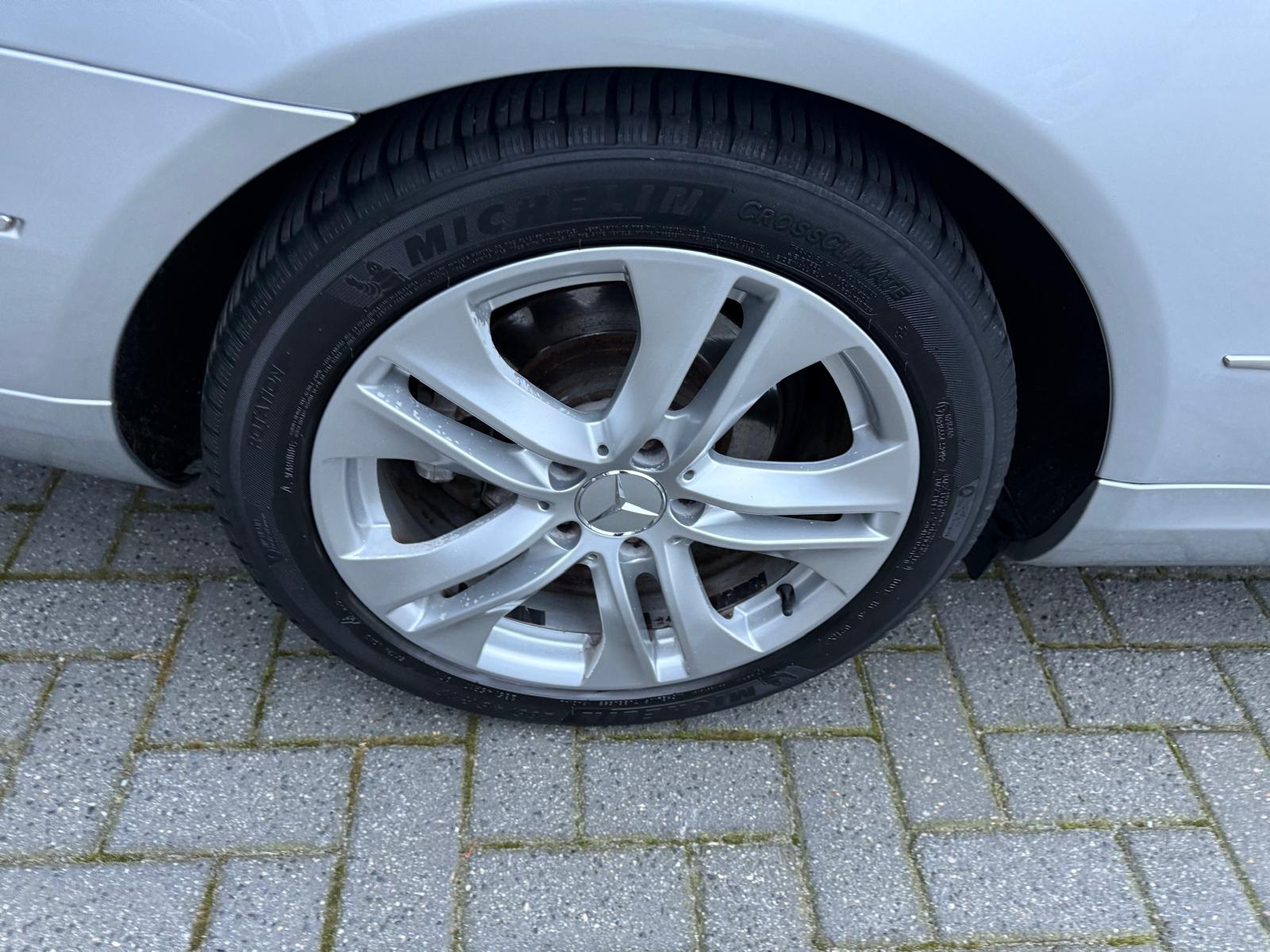 Foto van Mercedes-Benz E 200 Cgi