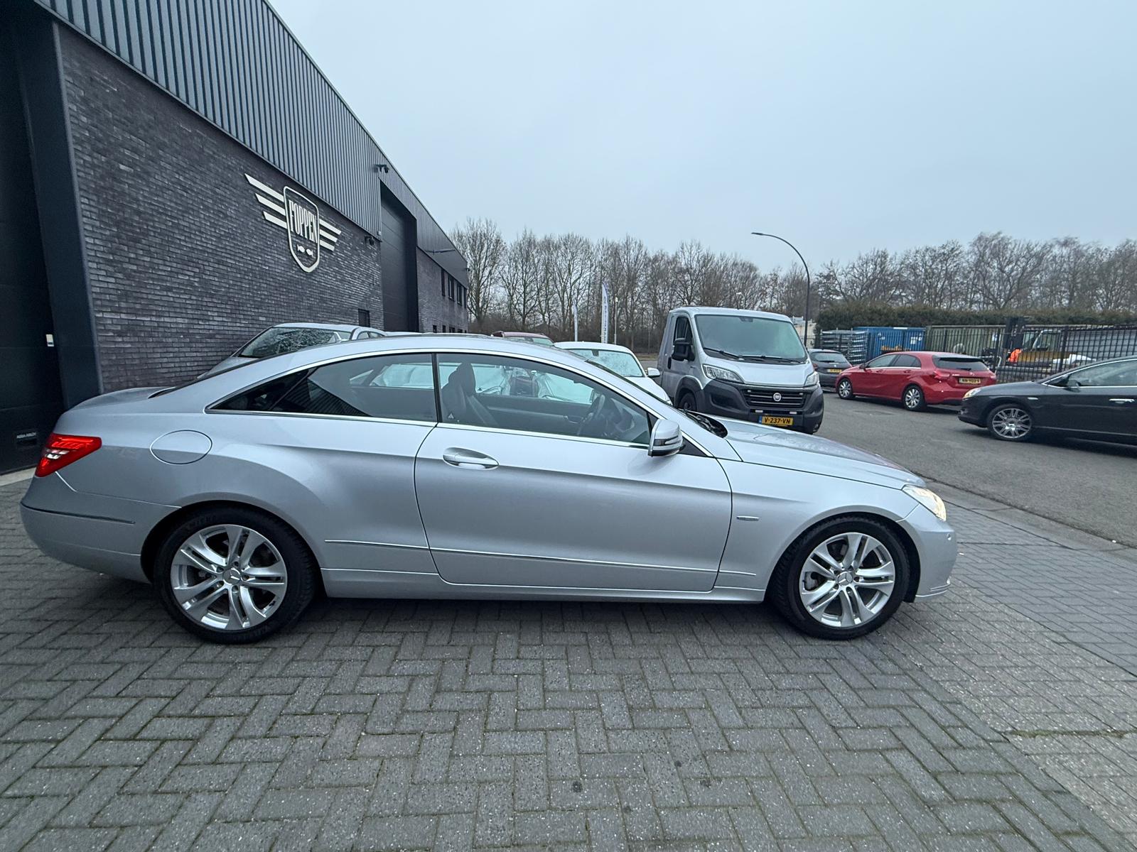 Foto van Mercedes-Benz E 200 Cgi