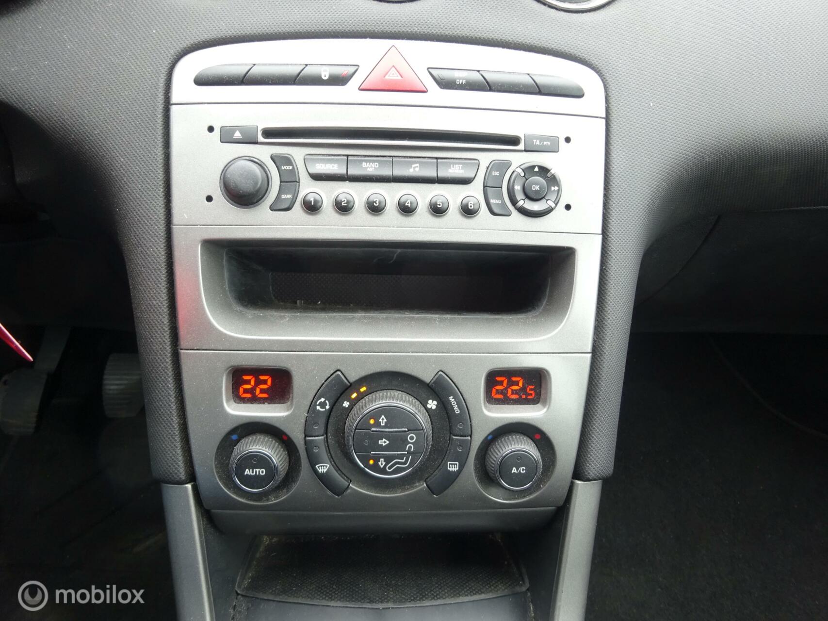 Foto van Peugeot 308 SW
