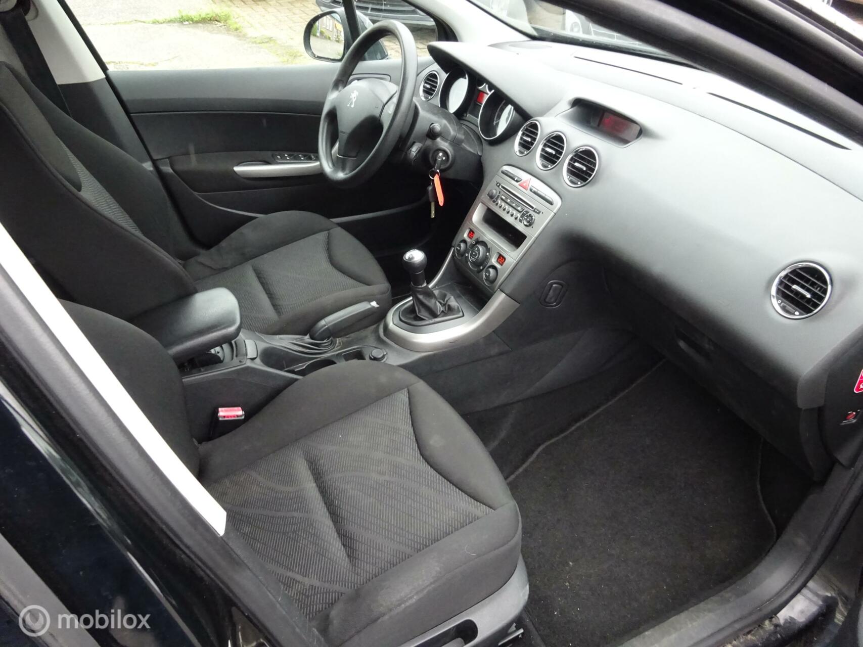Foto van Peugeot 308 SW