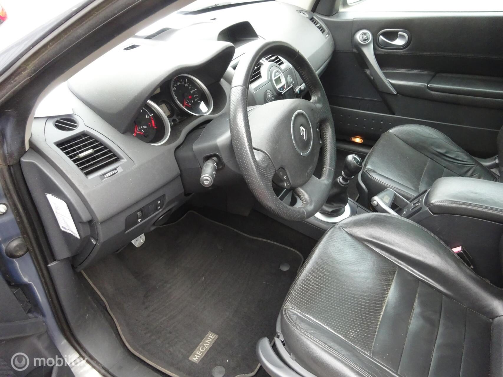 Foto van Renault Mégane Coupé-cabriolet