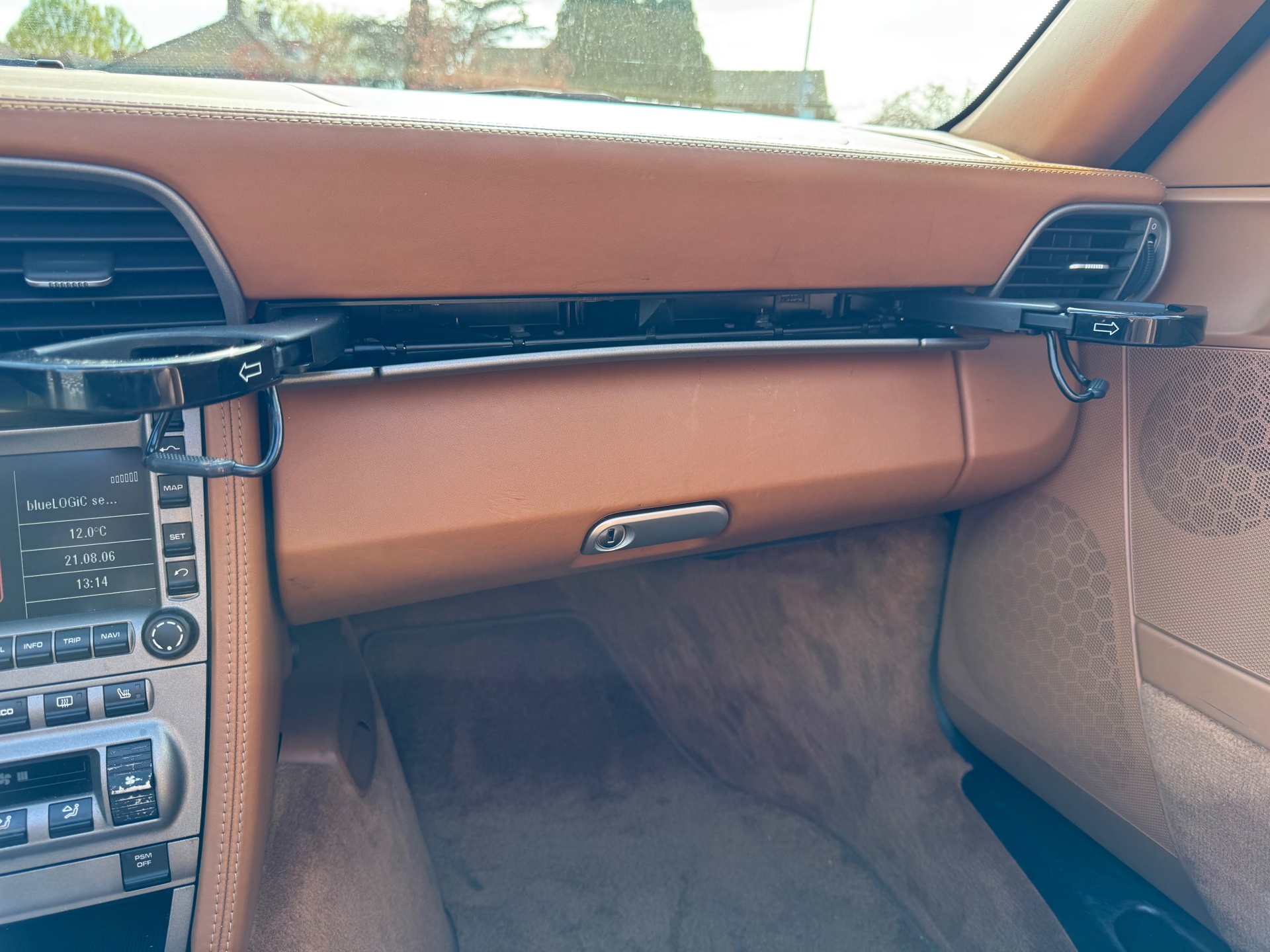 Foto van Porsche 911 Carrera