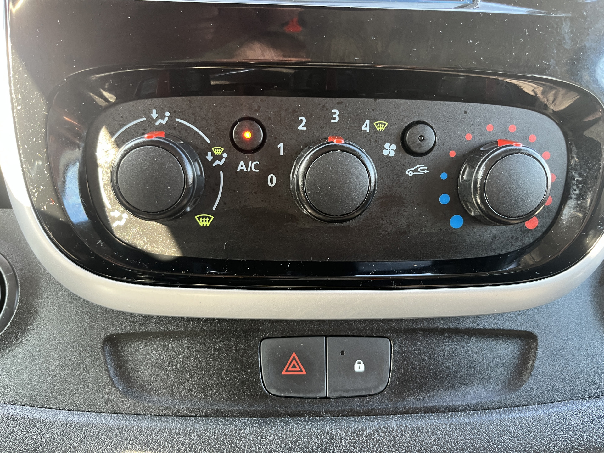 Foto van Renault Trafic Passenger
