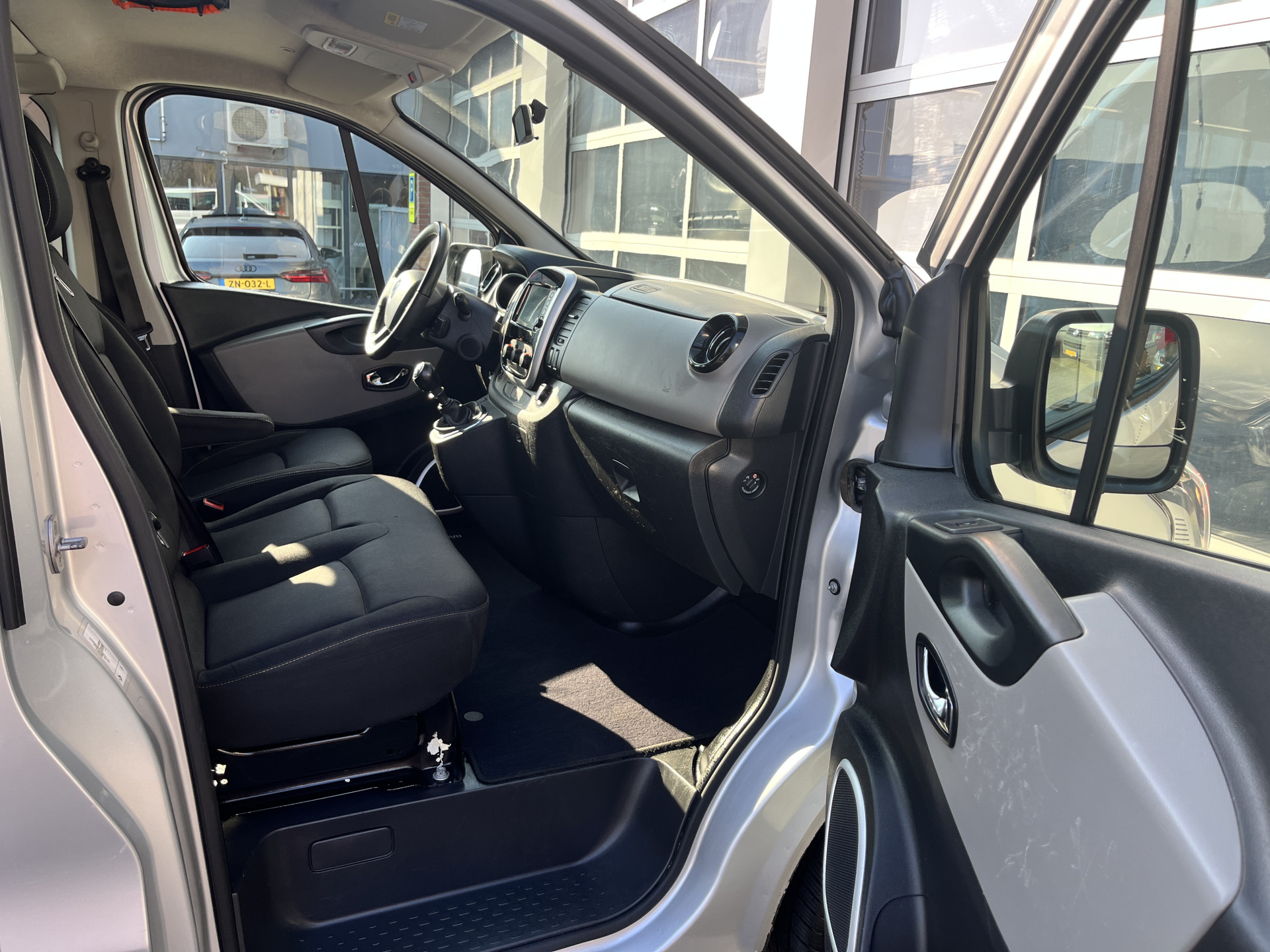 Foto van Renault Trafic Passenger
