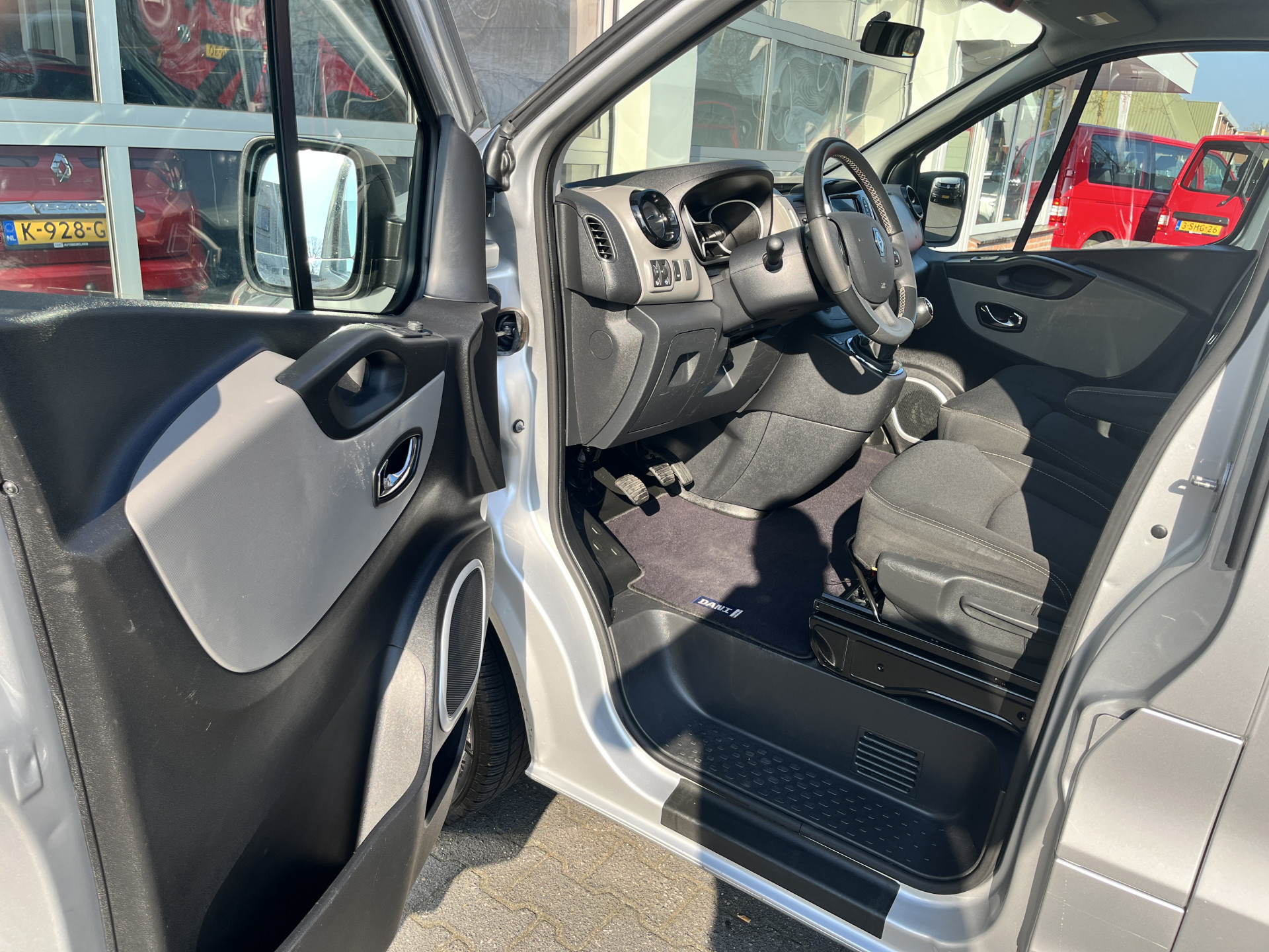 Foto van Renault Trafic Passenger