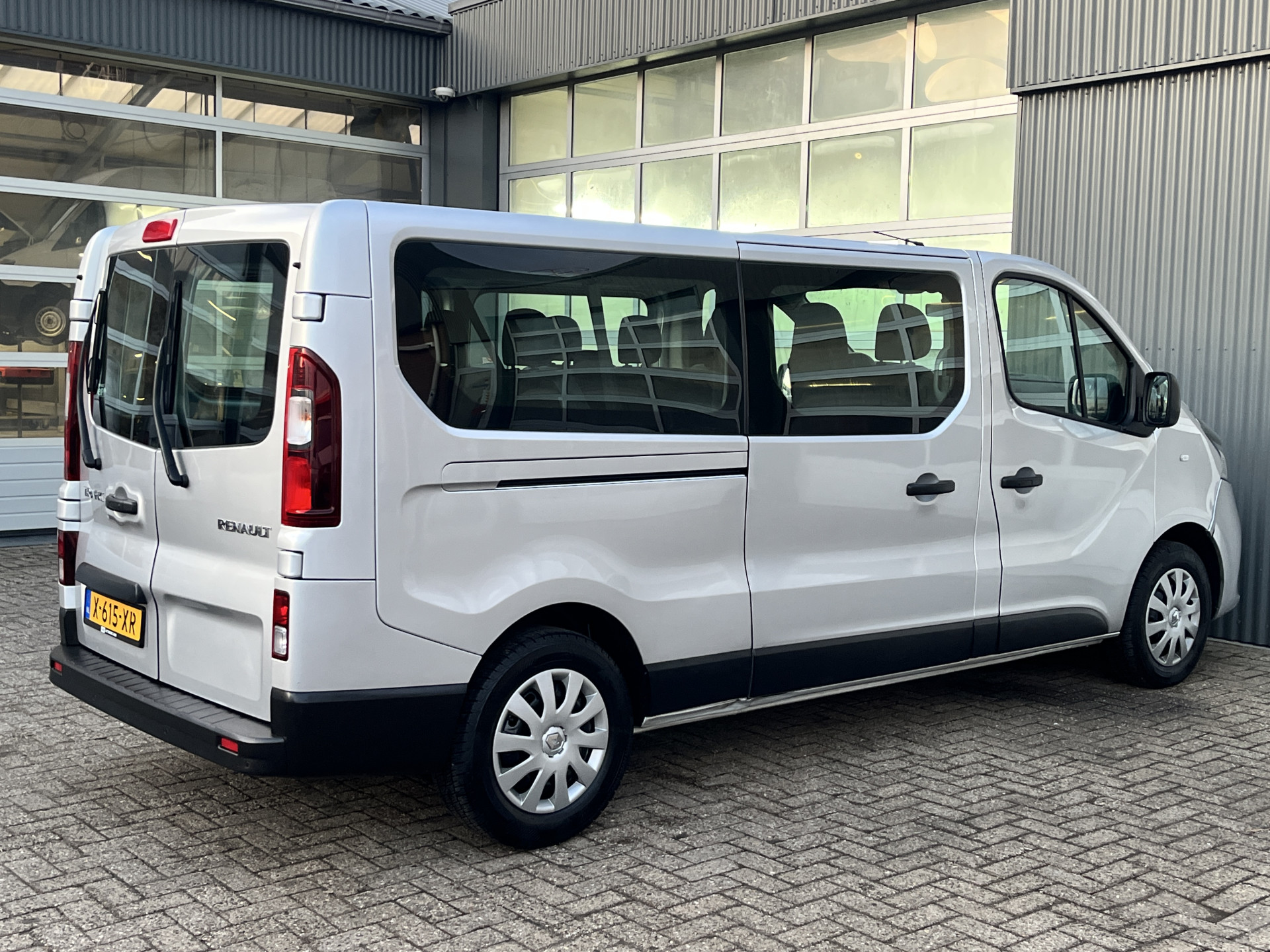 Foto van Renault Trafic Passenger