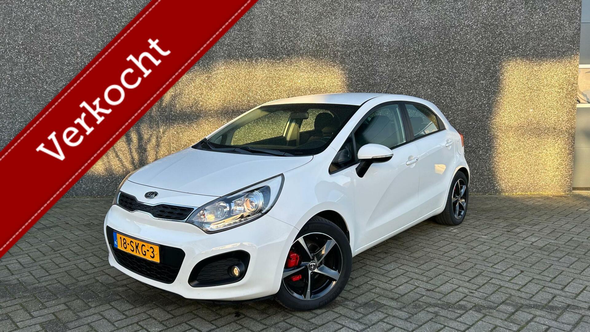 Kia Rio 1.2/3e Eig/Cruise Control/Keyless/86PK/Xenon/Nw Apk 2011 - voorkant