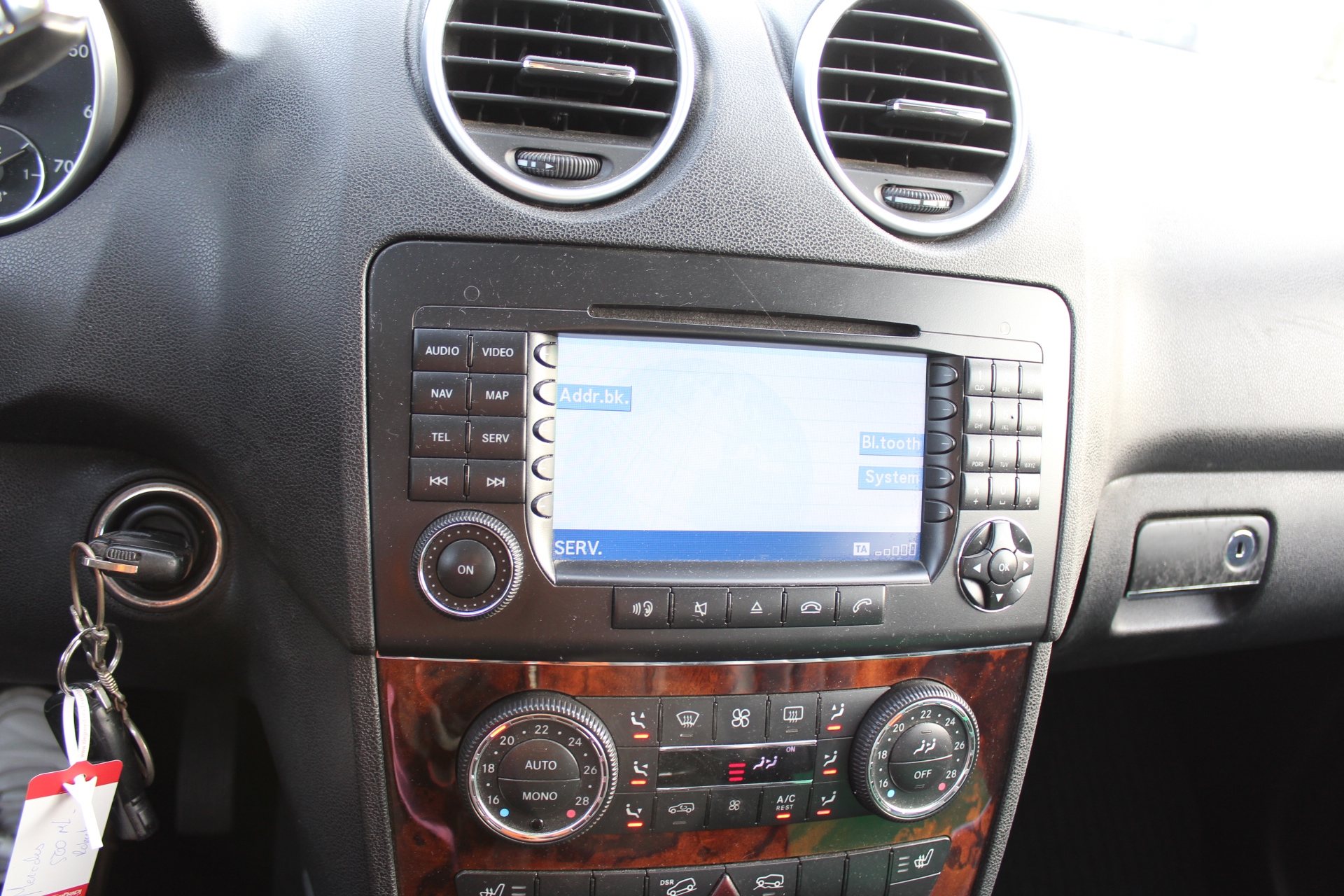 Foto van Mercedes-Benz ML 500