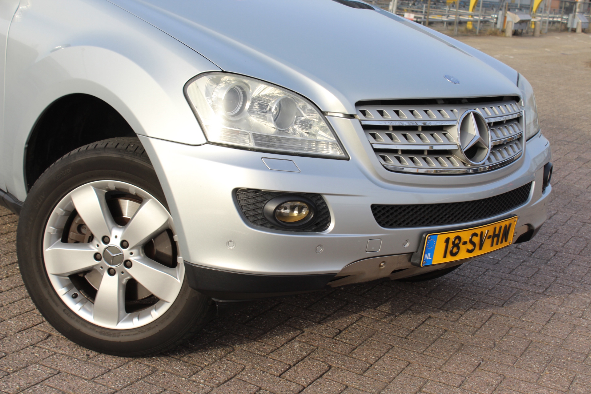 Foto van Mercedes-Benz ML 500