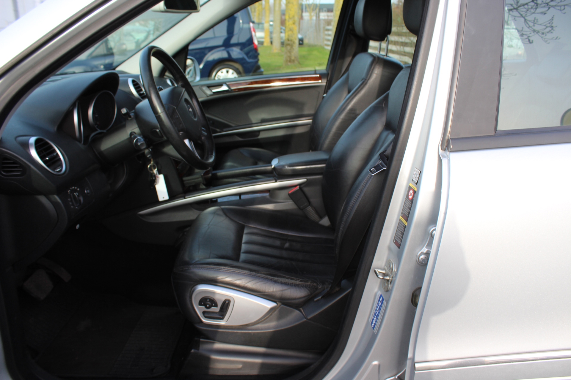 Foto van Mercedes-Benz ML 500