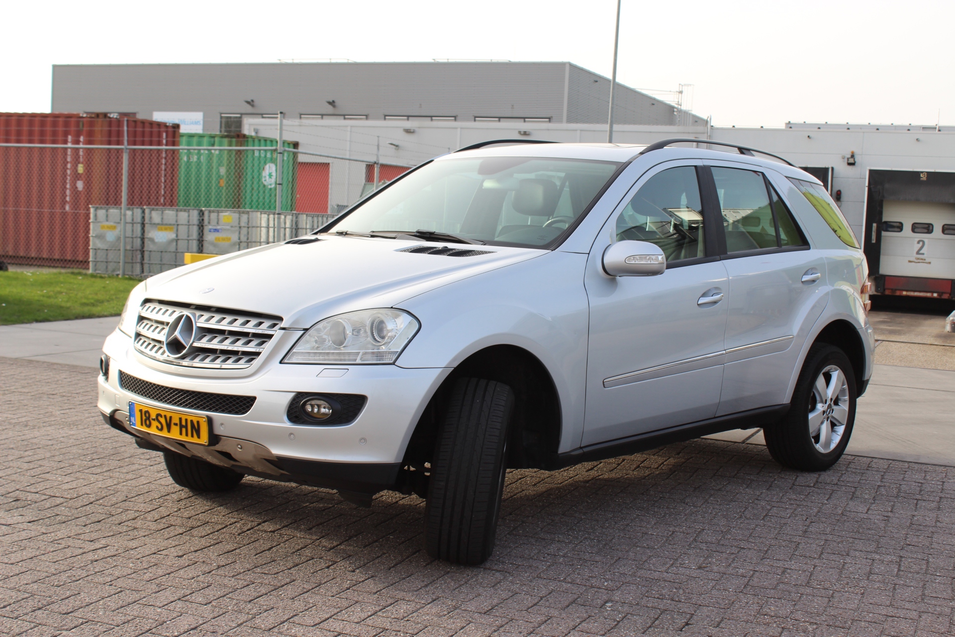 Foto van Mercedes-Benz ML 500