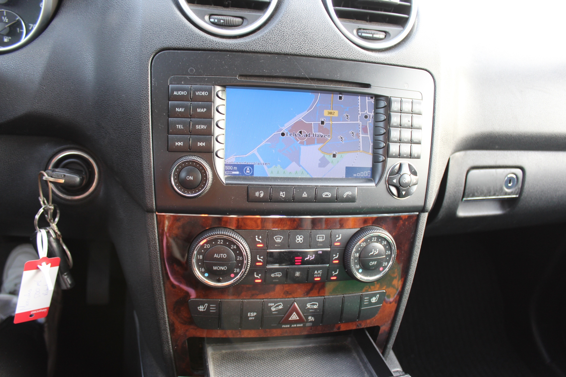 Foto van Mercedes-Benz ML 500