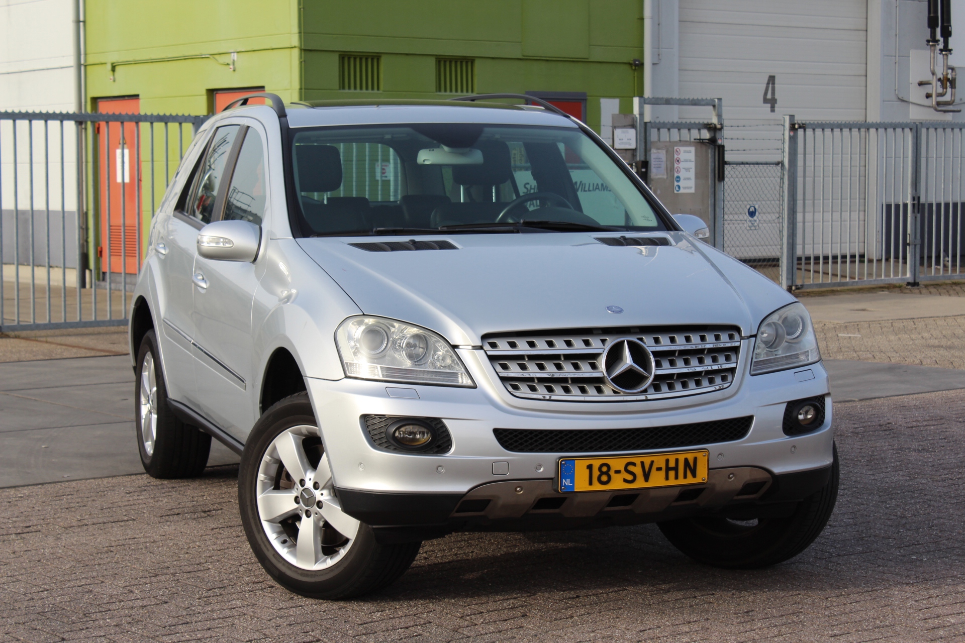 Foto van Mercedes-Benz ML 500
