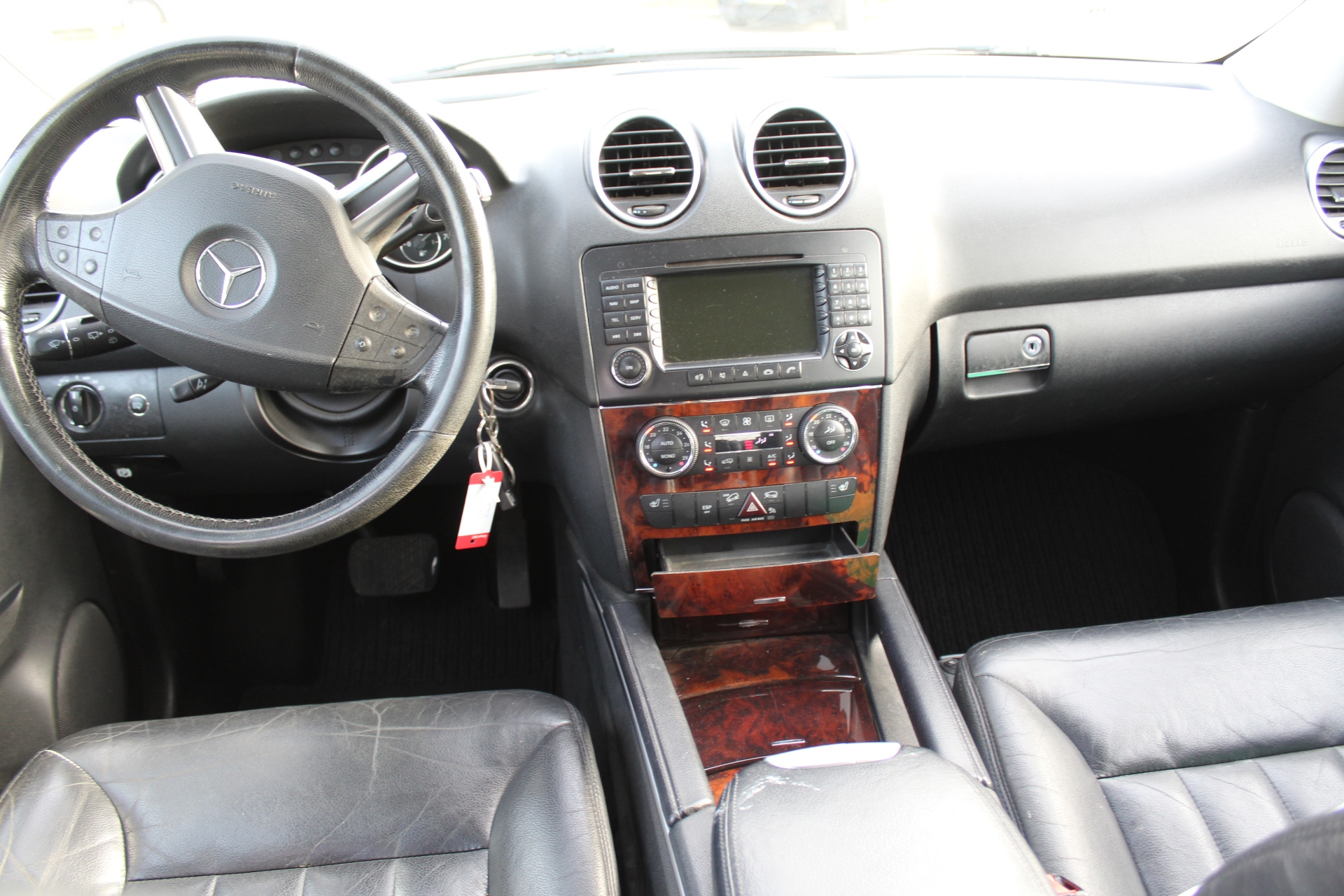 Foto van Mercedes-Benz ML 500