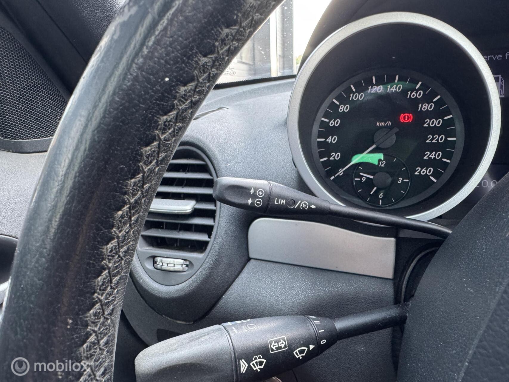 Foto van Mercedes-Benz SLK 200 Kompressor