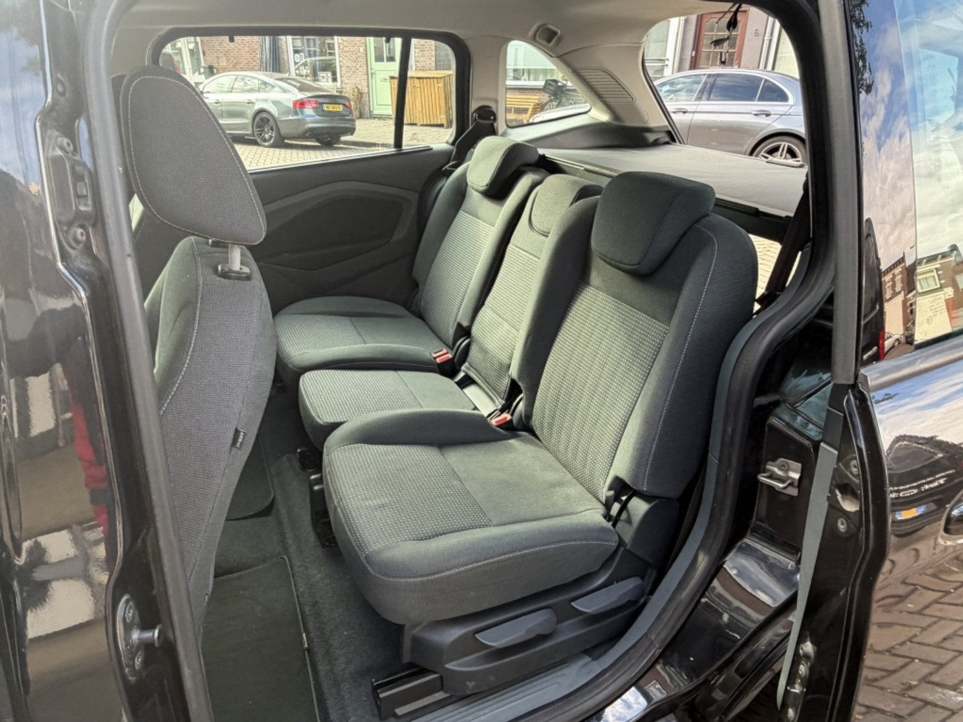 Foto van Ford Grand C-max