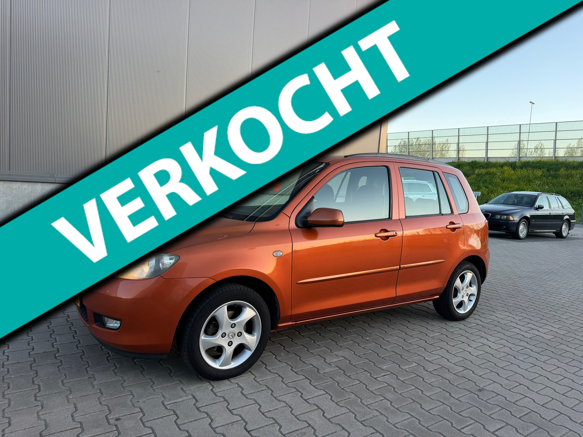 Mazda Mazda 2 1.4 Exclusive 2004 - voorkant