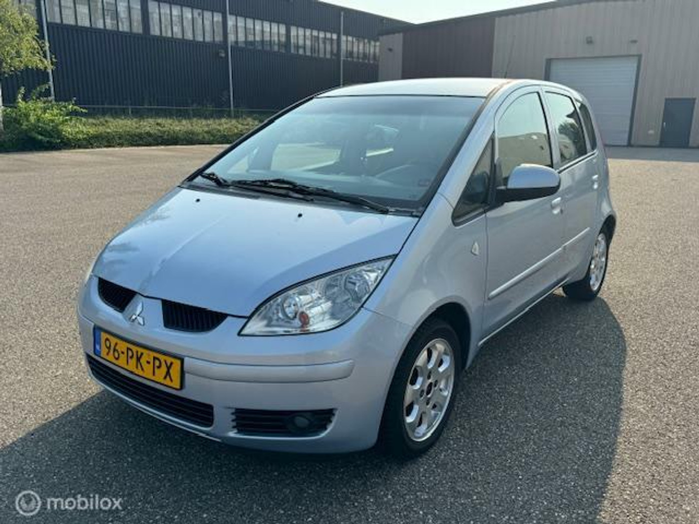 Foto van Mitsubishi Colt